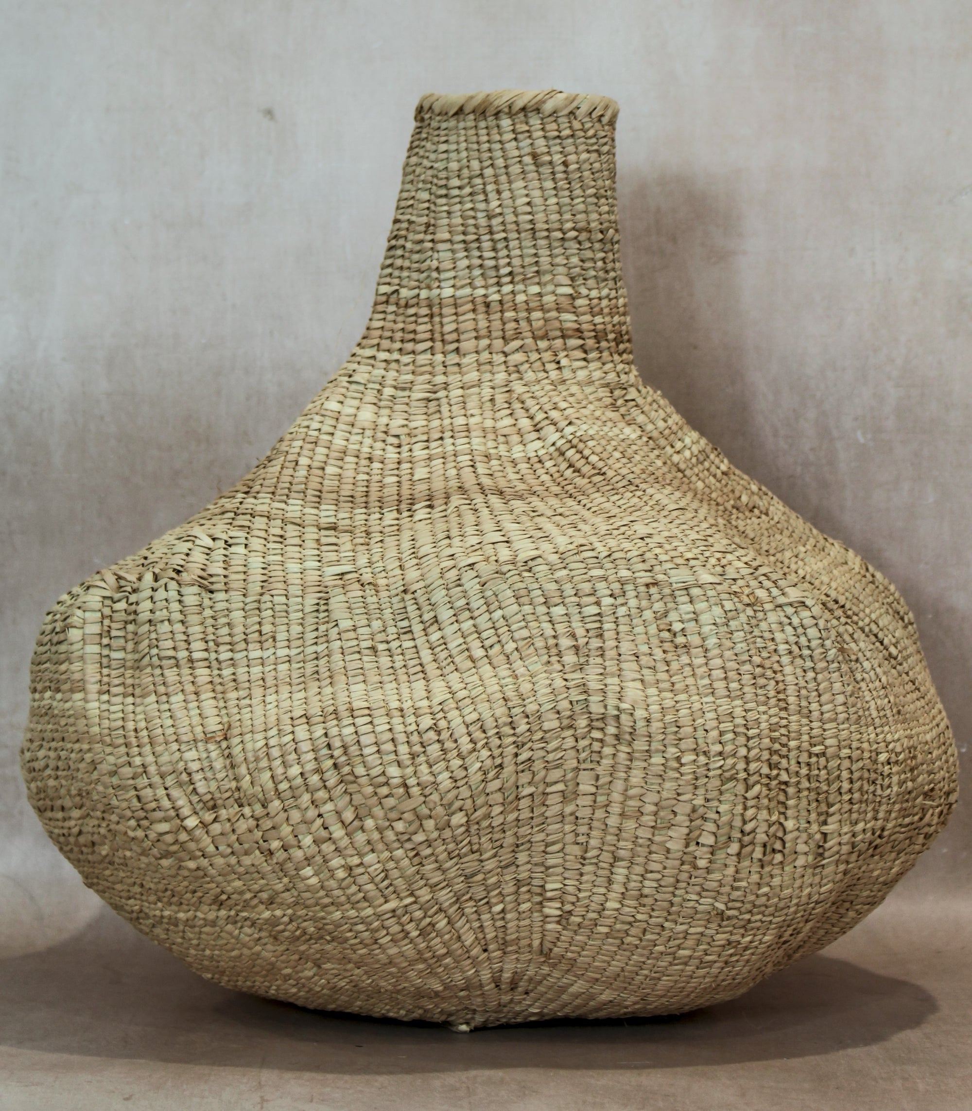 Garlic Gourd woven basket - Zimbabwe - 126.3