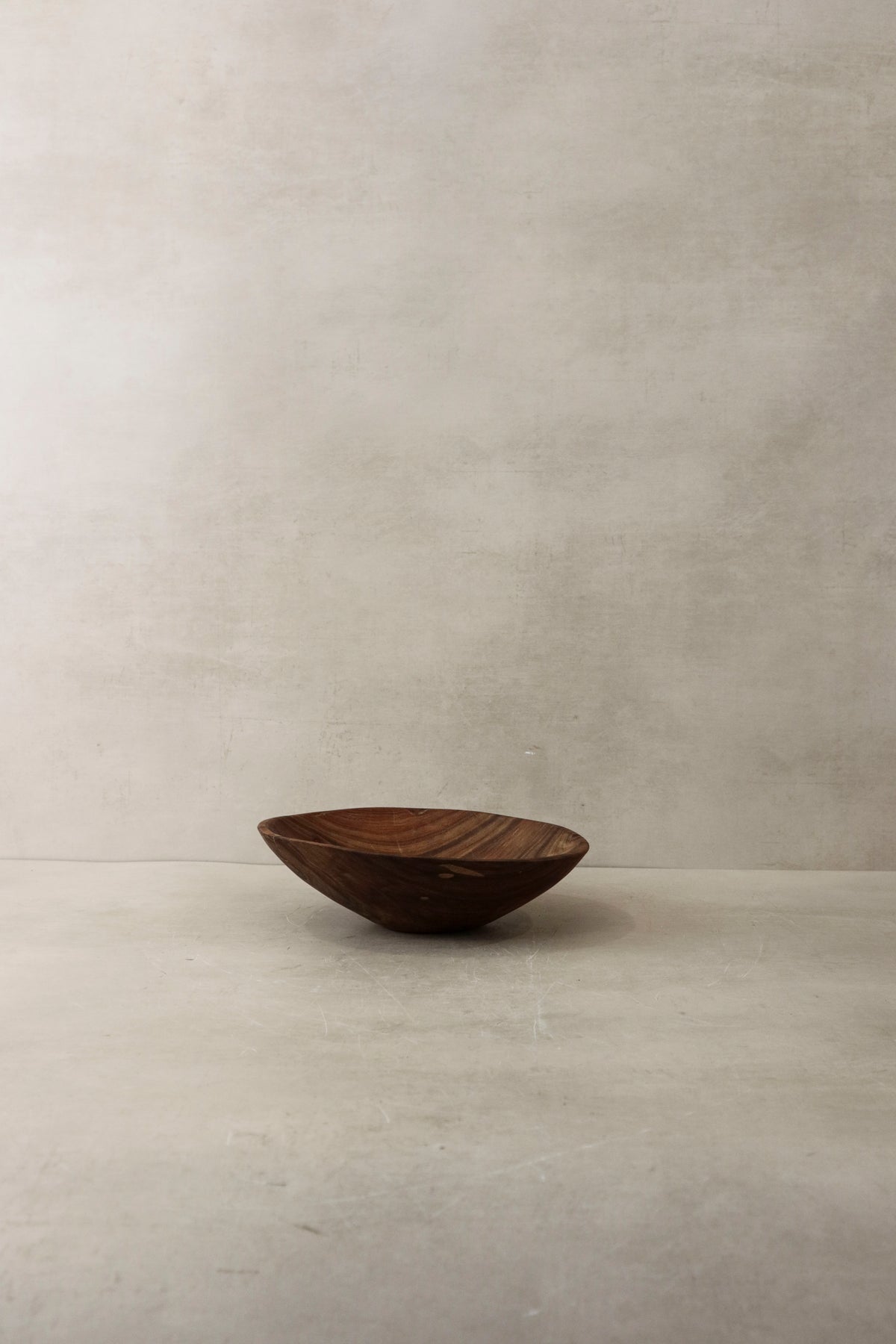 Handmade wooden bowl, Zimbabwe - 12.2