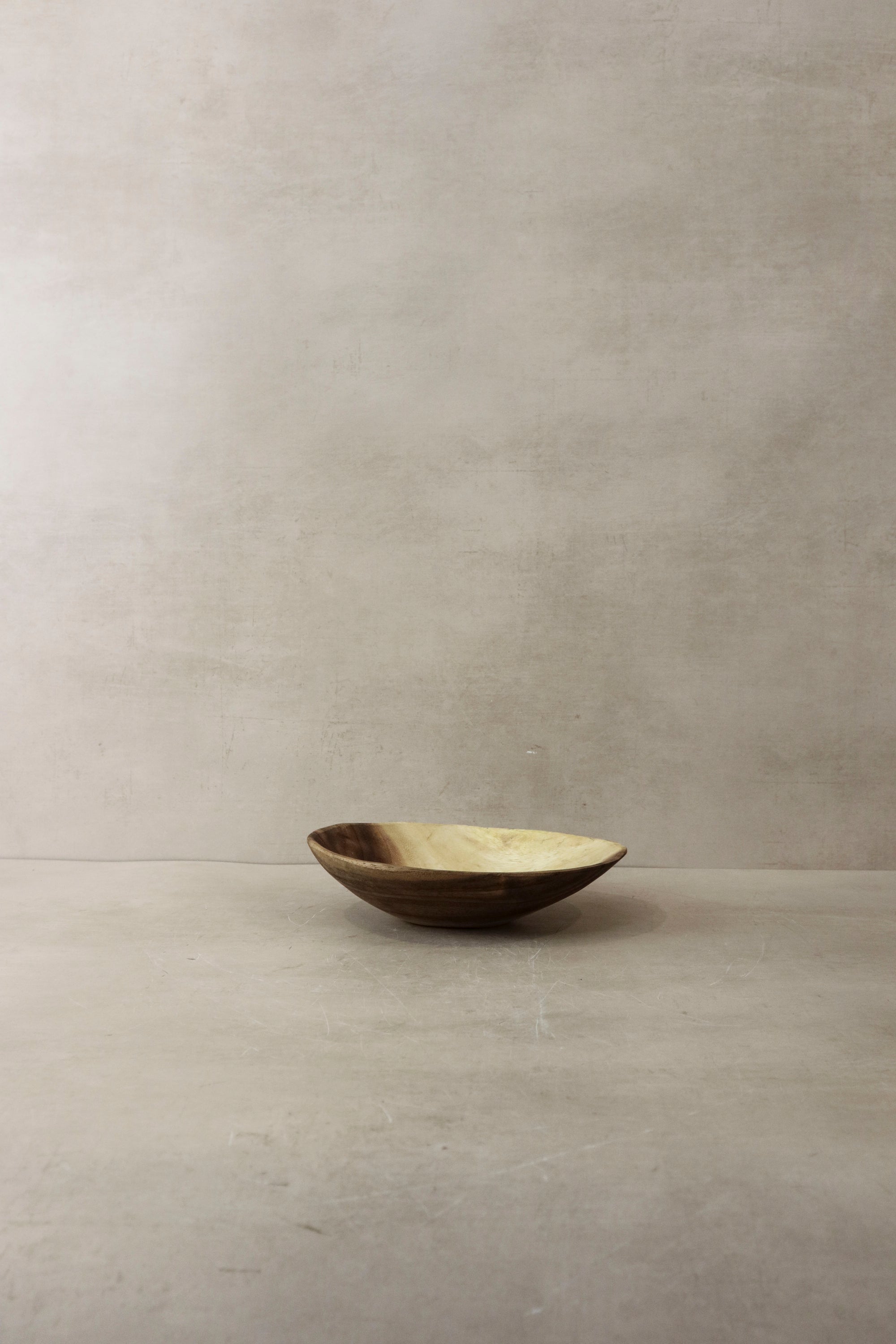 Handmade wooden bowl, Zimbabwe - 12.3