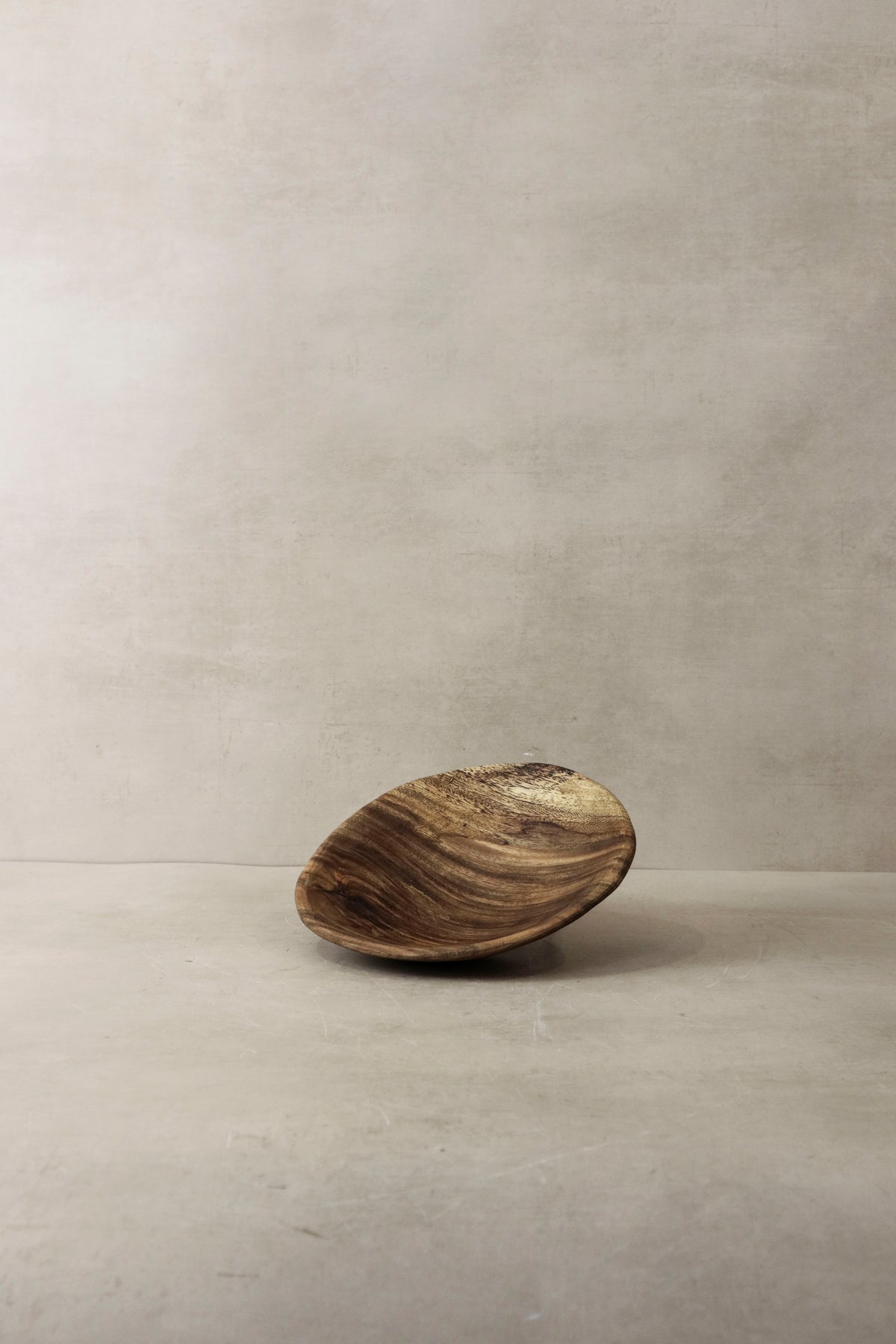 Handmade wooden bowl, Zimbabwe - 12.5