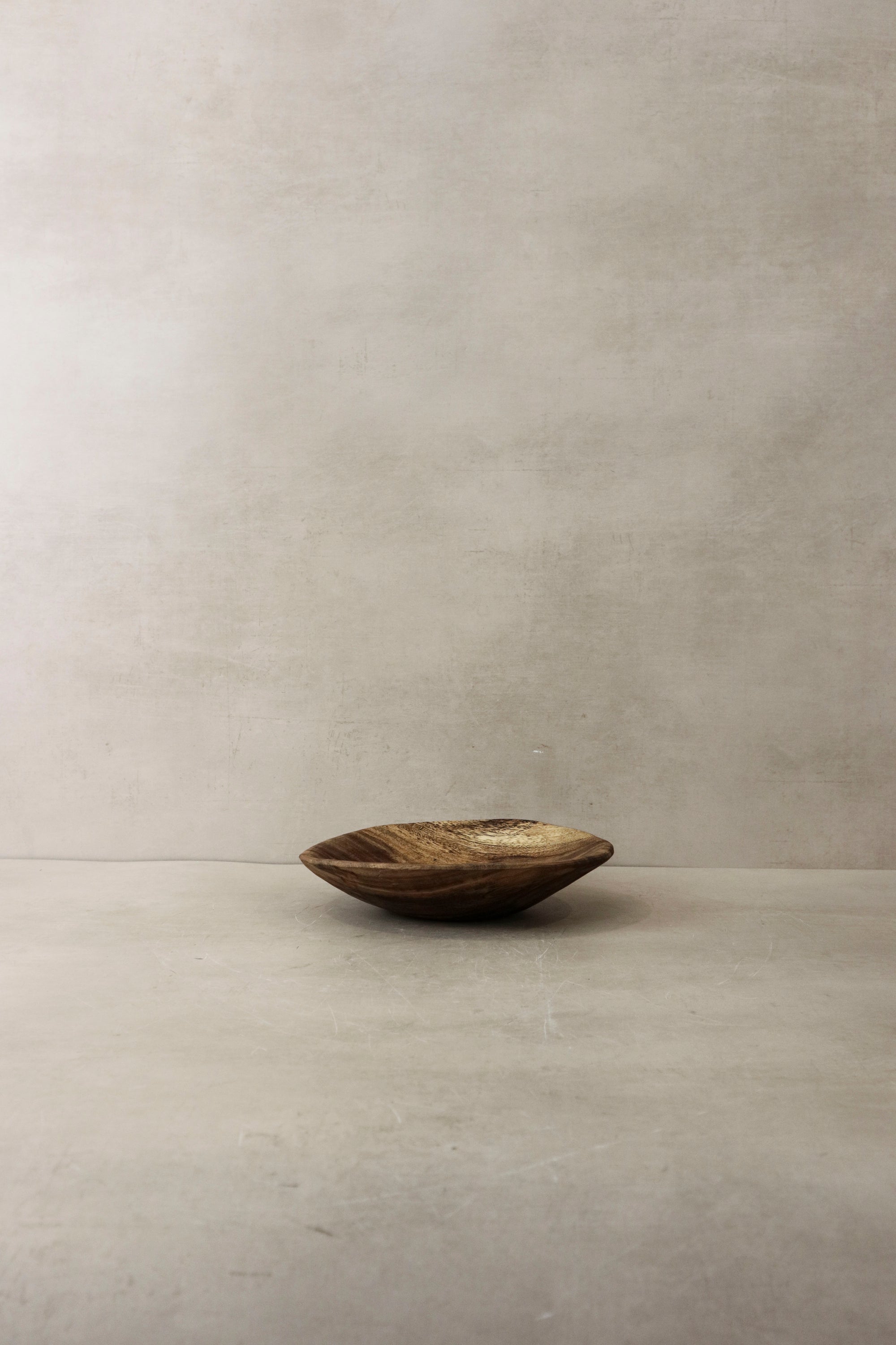 Handmade wooden bowl, Zimbabwe - 12.5