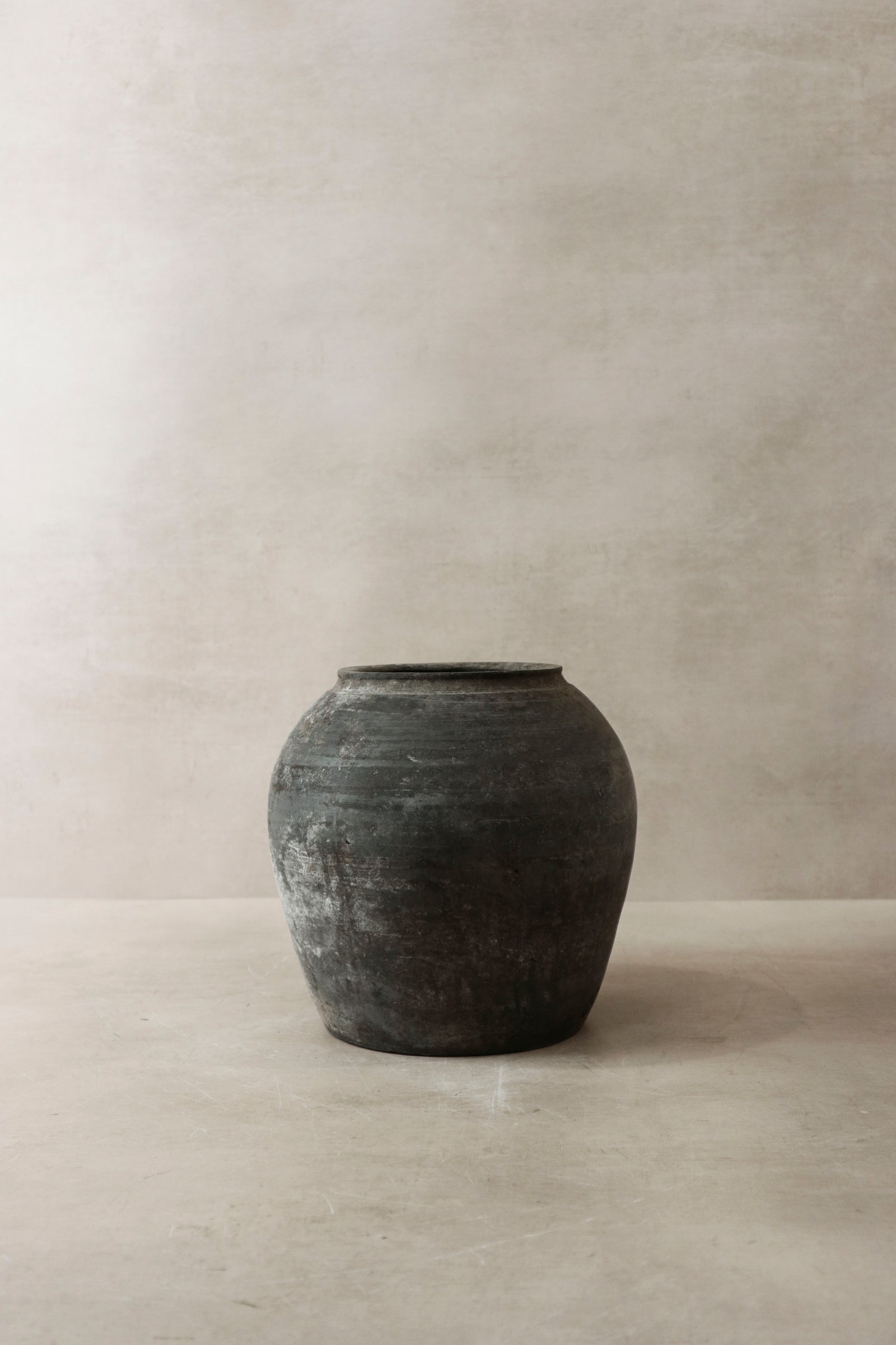 Vintage Dark Pot n° 1
