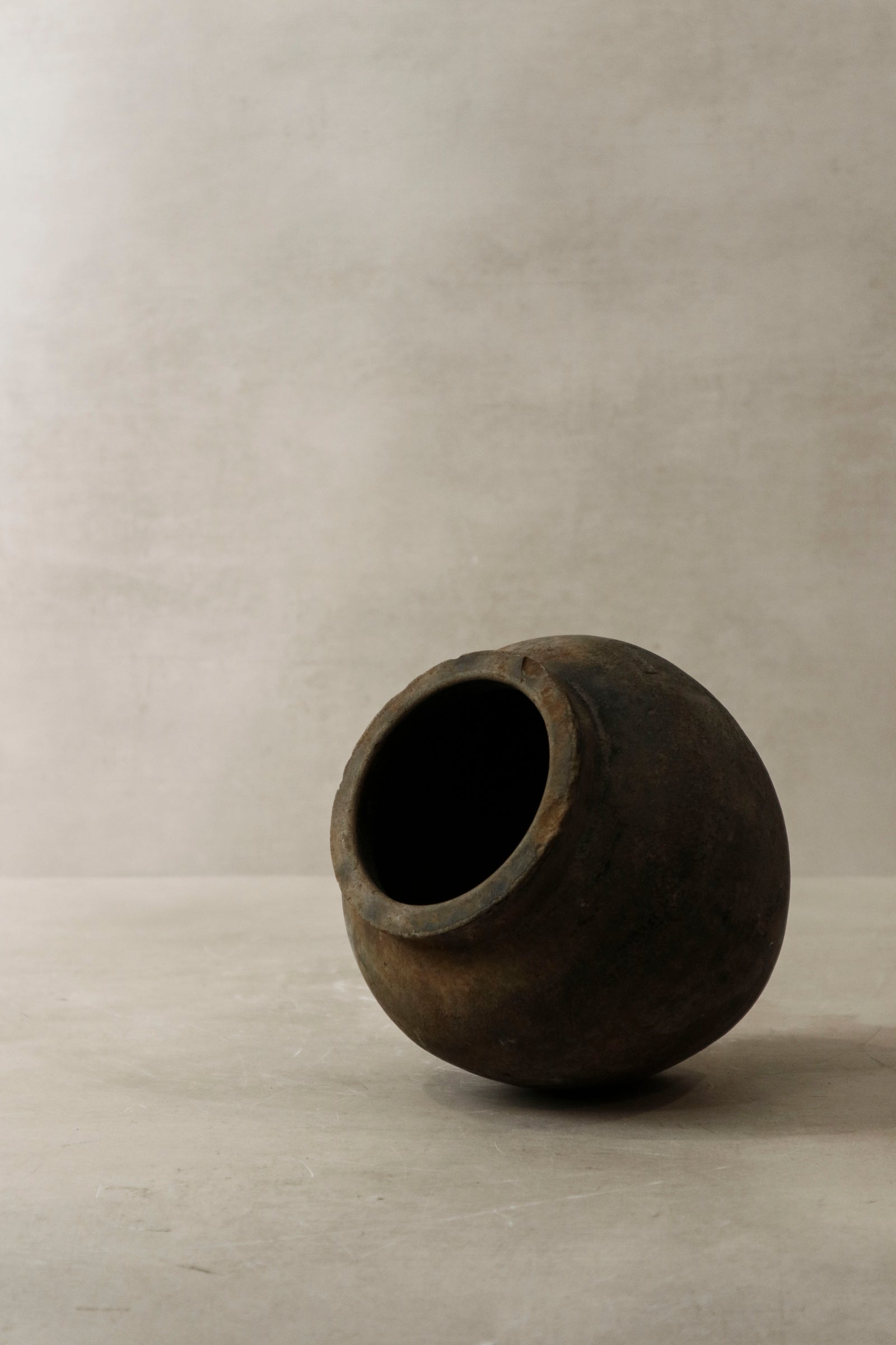 Vintage Dark Pot n° 6
