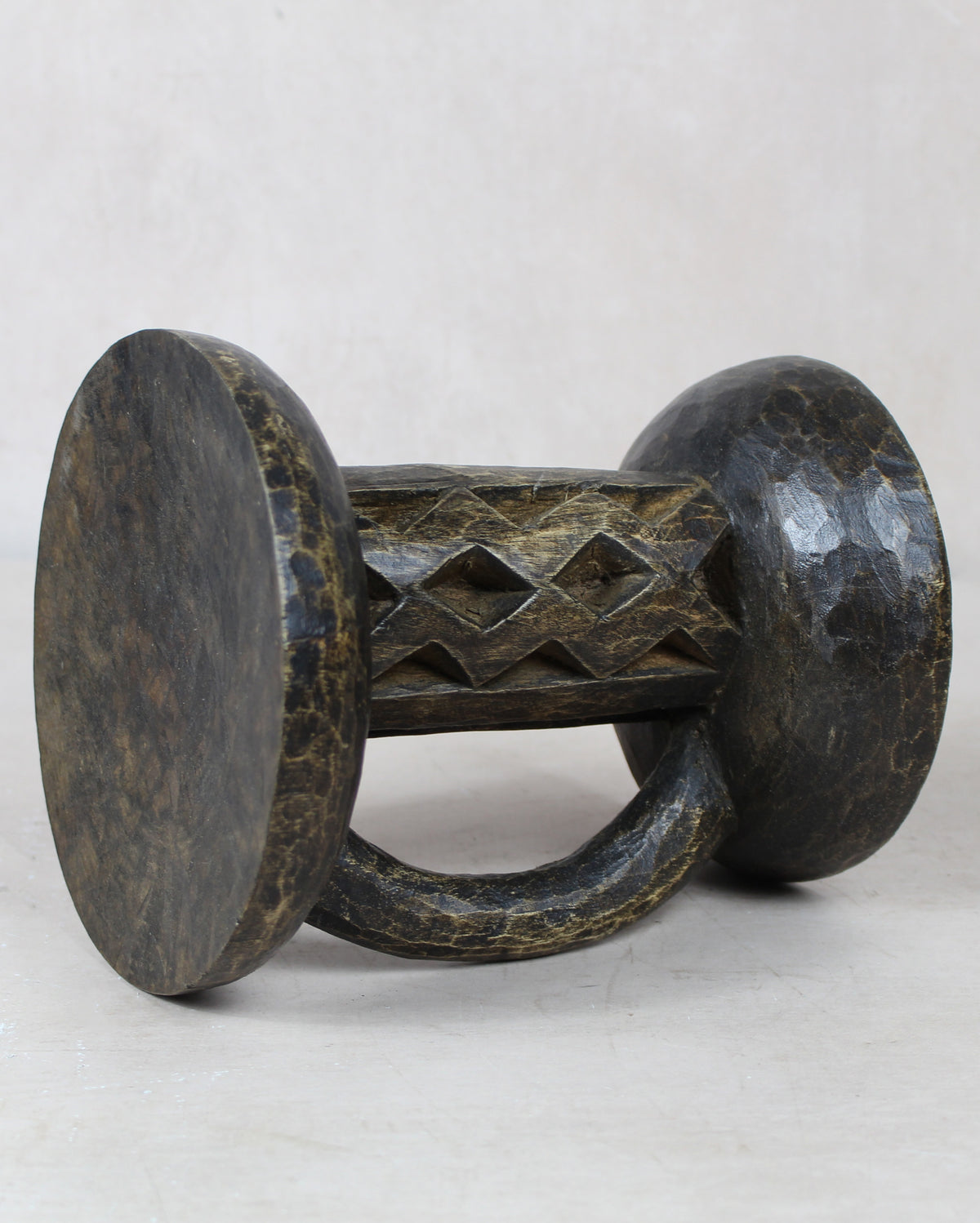 Tonga Stool - 172.4