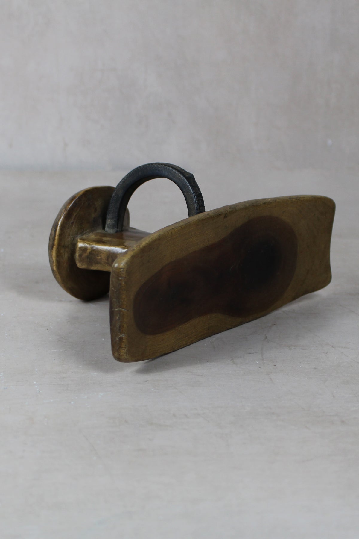 Vintage Nyangatom Headrest - 220.3