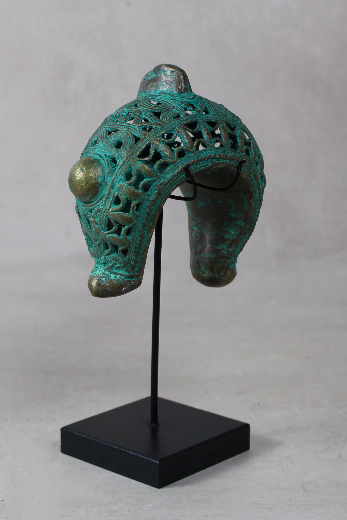 Benin Bronze Bangle - 207.3