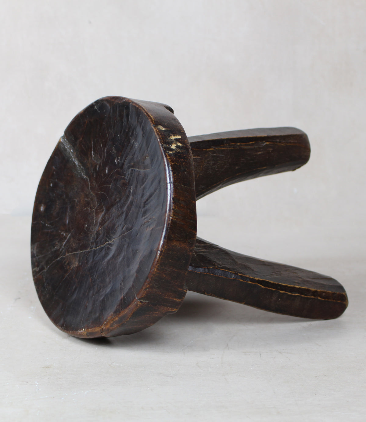 Hehe Iringa stool - Tanzania 148.4