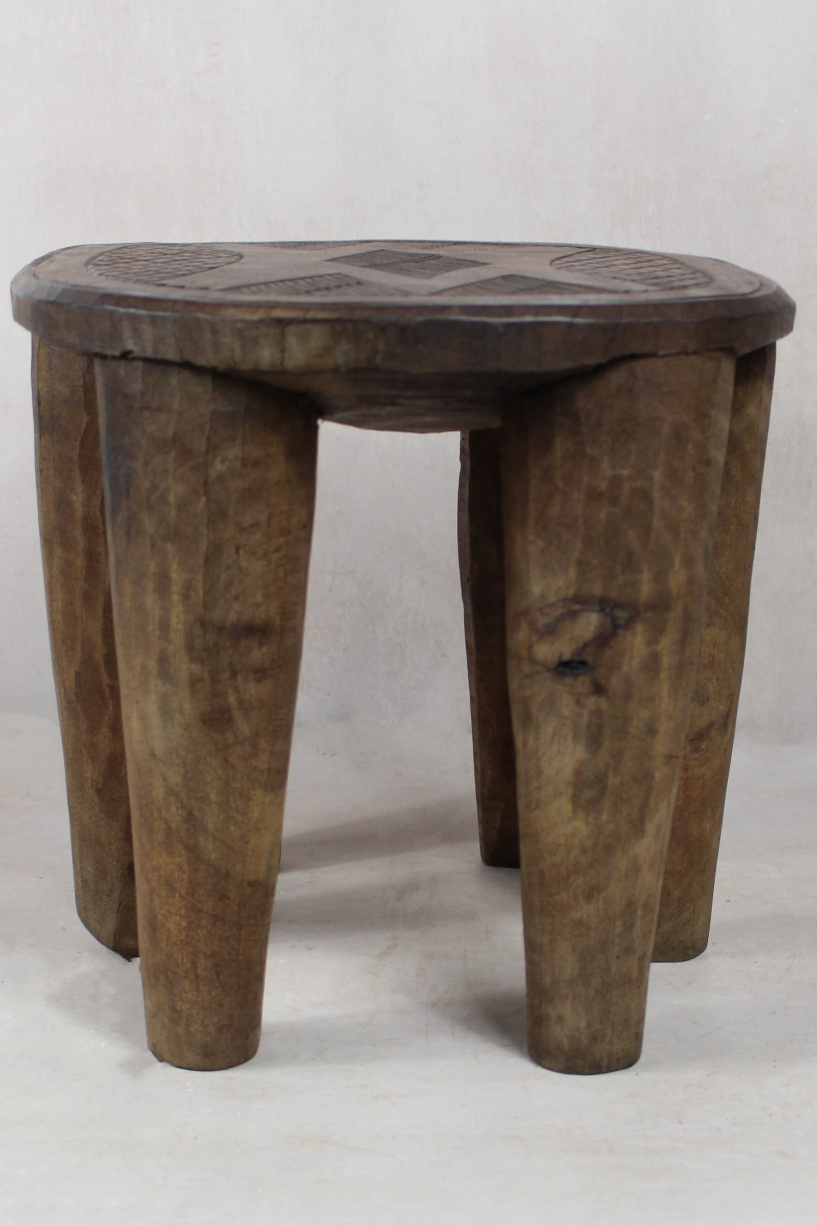 Nupe Table/Stool- 40.8