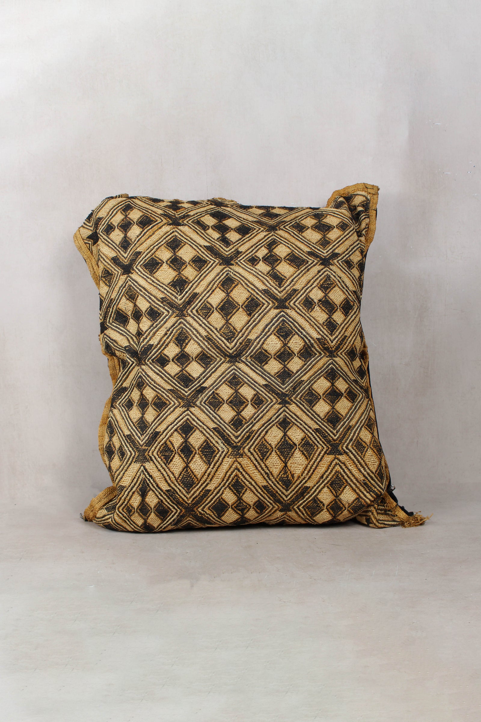 Vintage Showa (Kuba) raffia cut-pile cloth cushion from DR Congo, 60×50cm