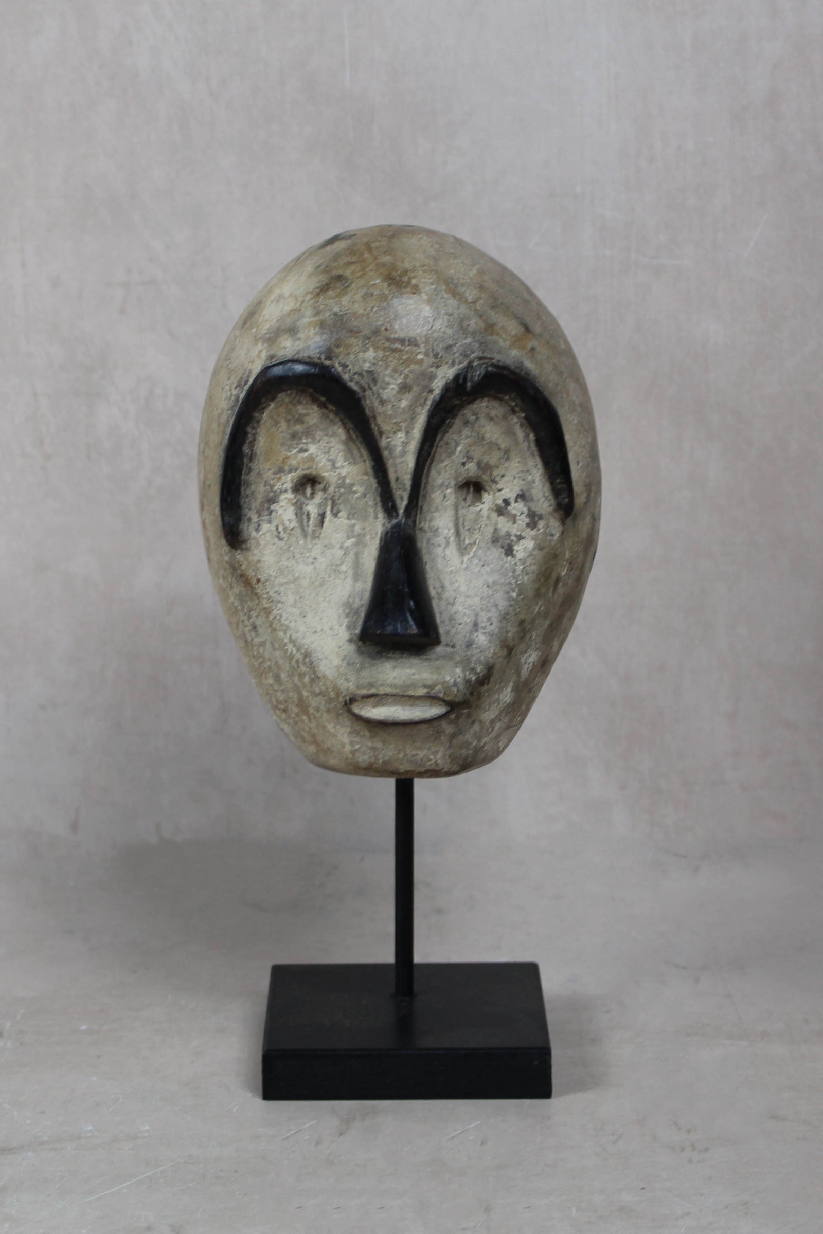 Hand Carved Fang African mask small - 204.1