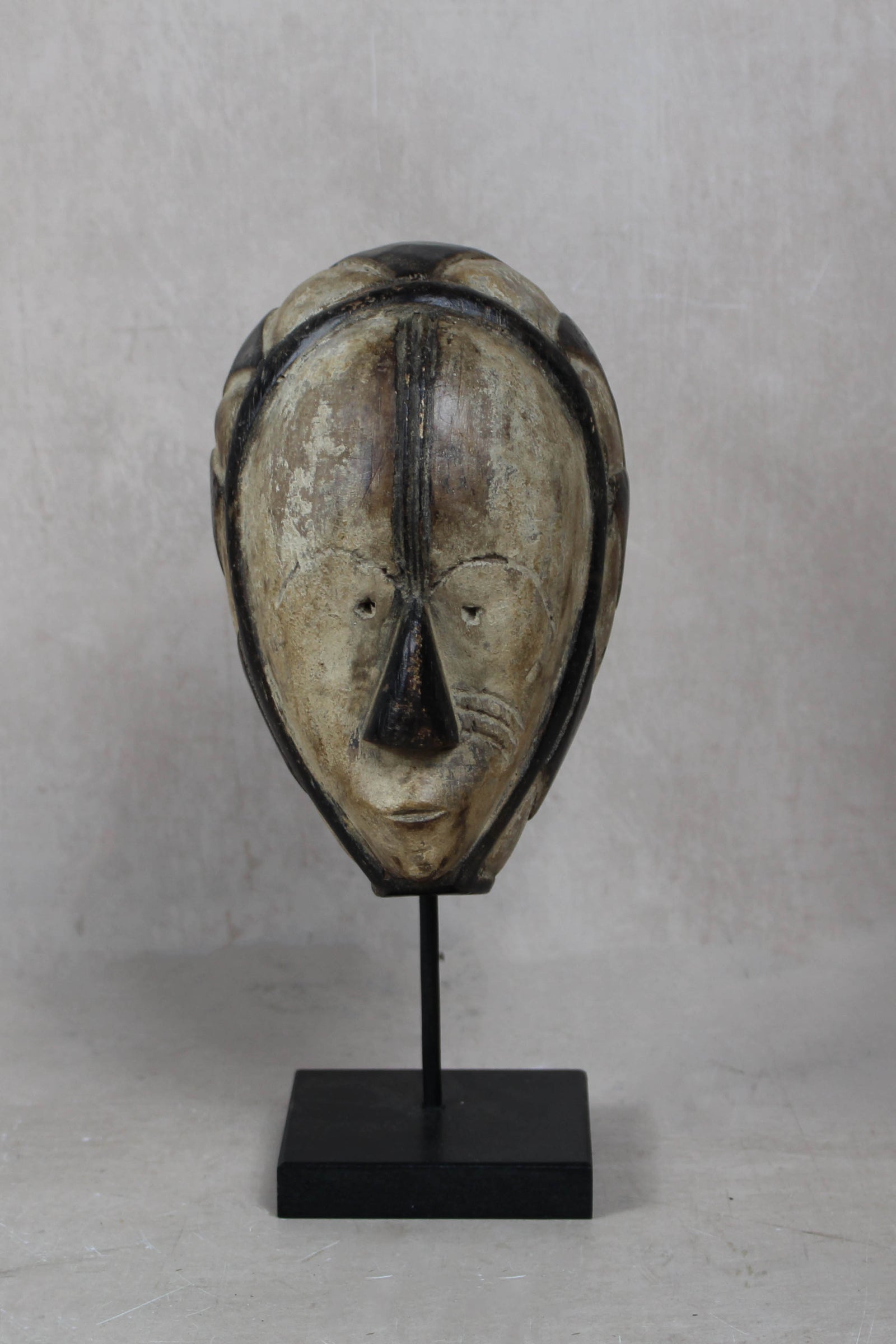 Hand Carved Fang African mask small - 204.2