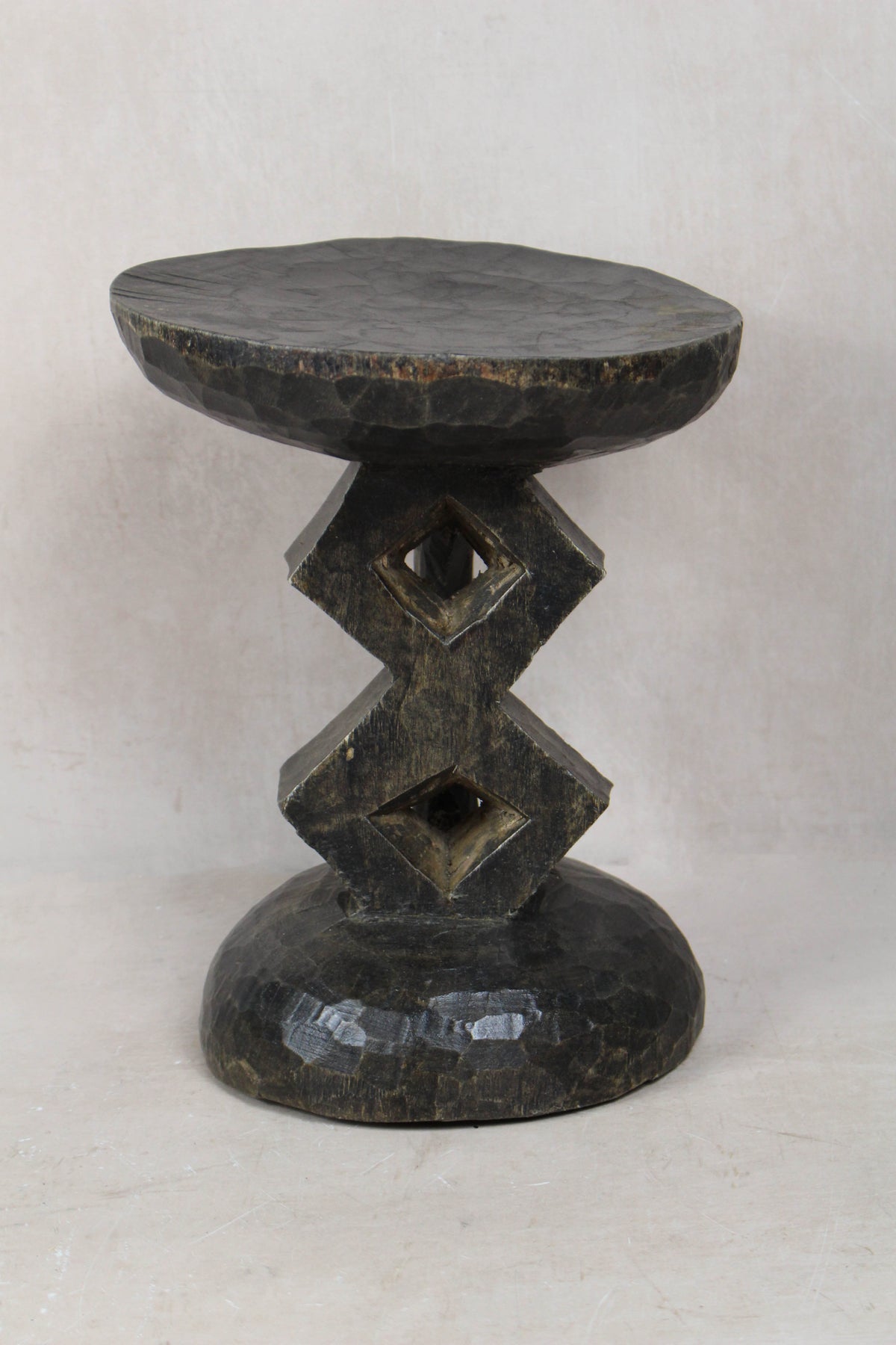 Tonga Stool - 172.14