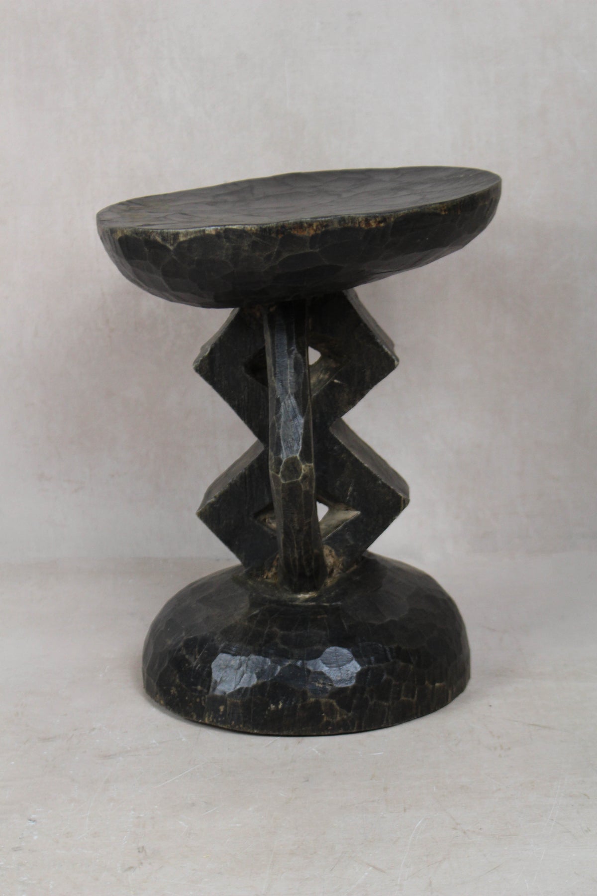 Tonga Stool - 172.14