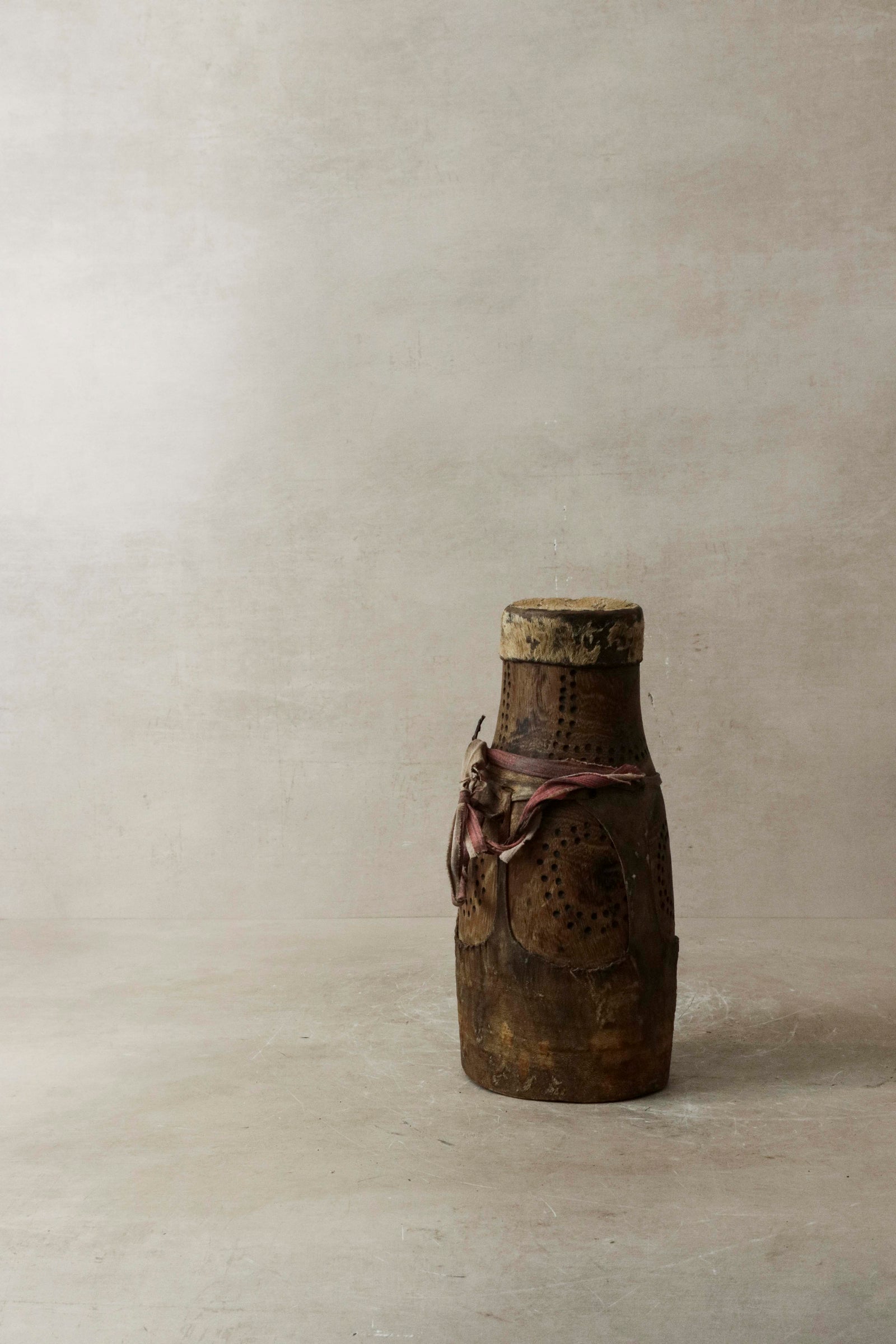 Turkana honey container — another view