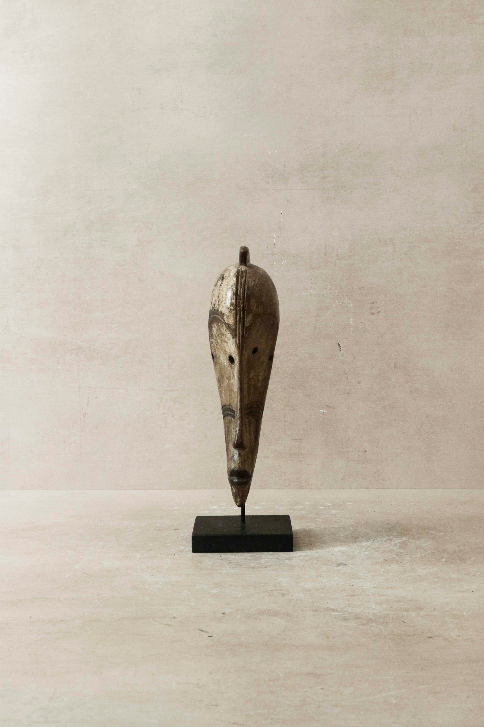 Hand carved African mask small - 60.23