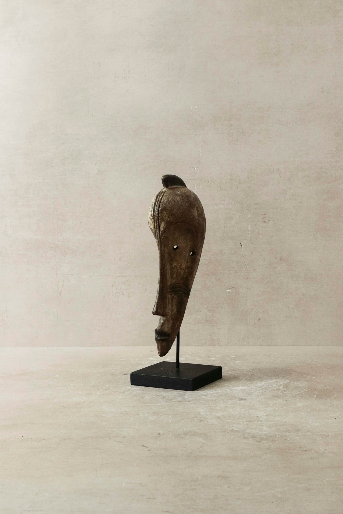 Hand carved African mask small - 60.23