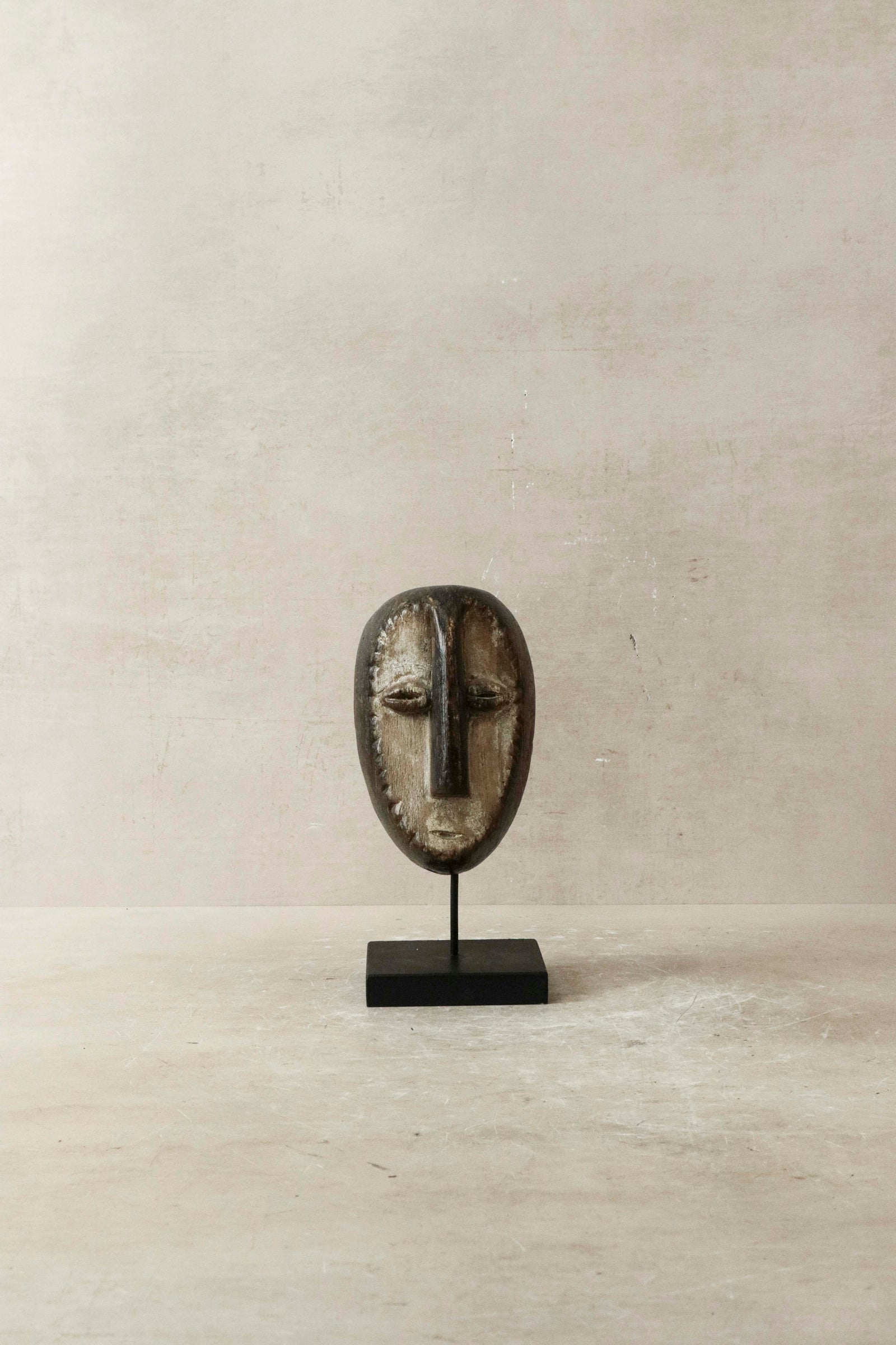 Hand carved African mask small - 60.35