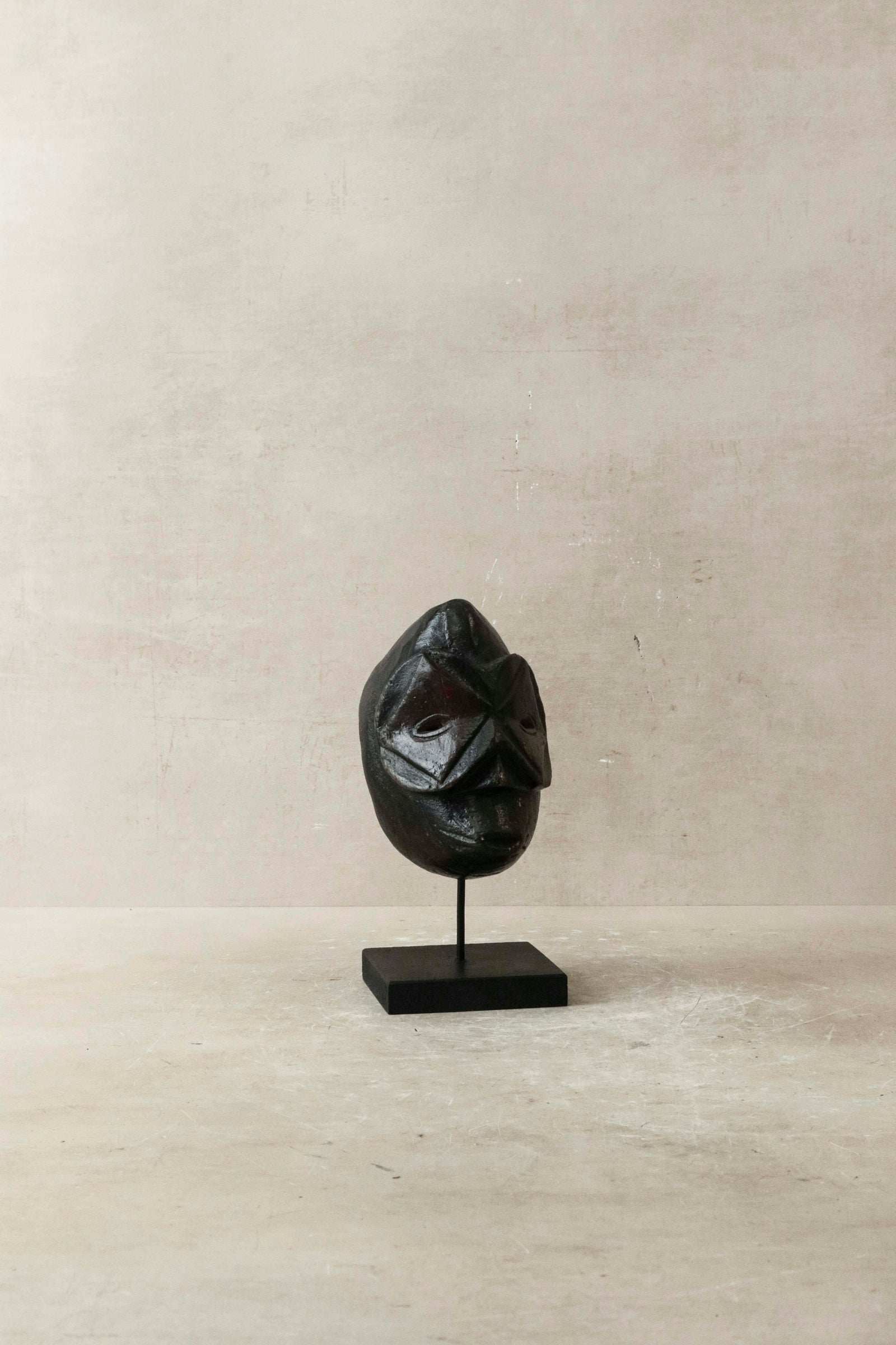 Hand carved African mask small - 60.44