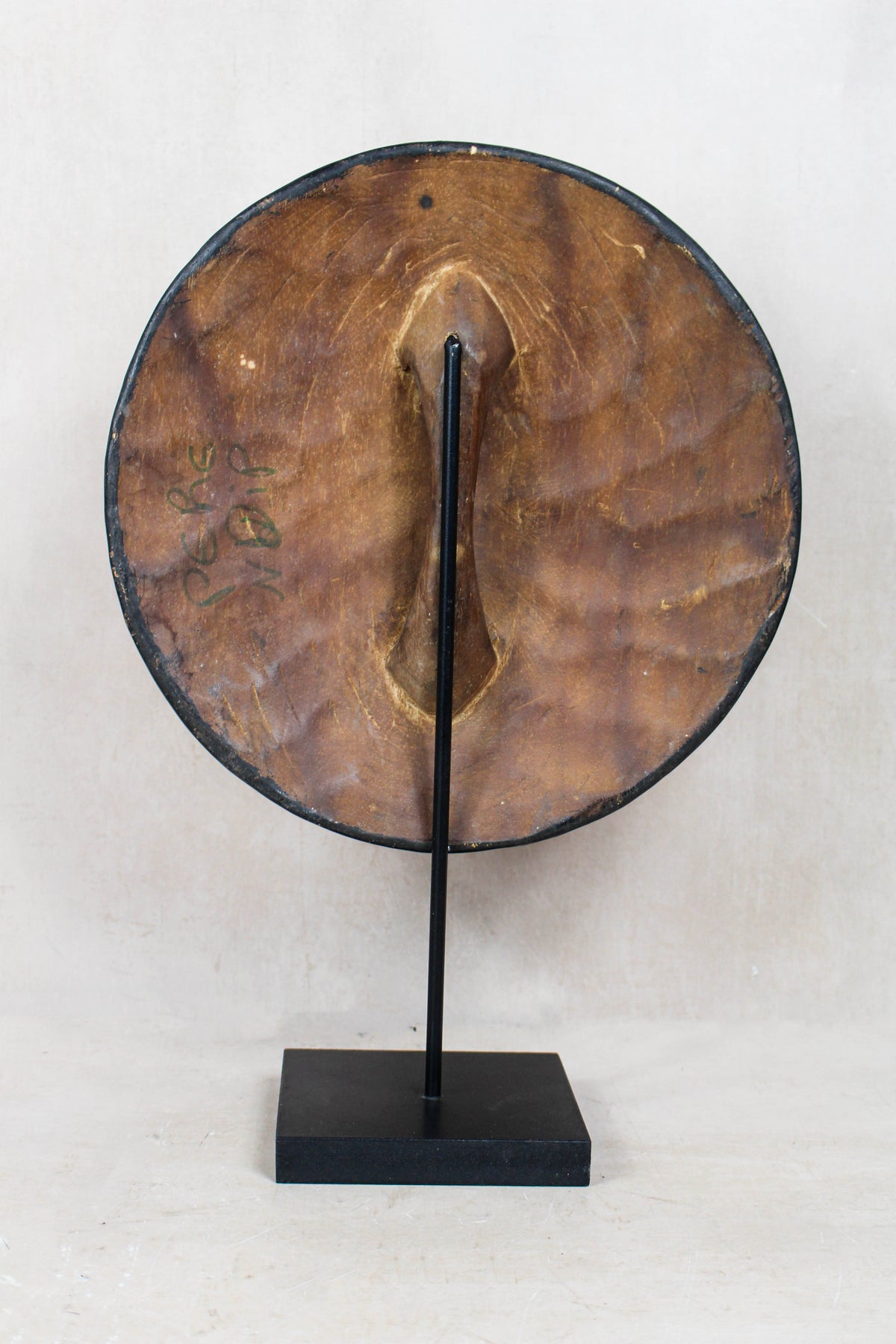 Cameroon Shield Round - 160.9