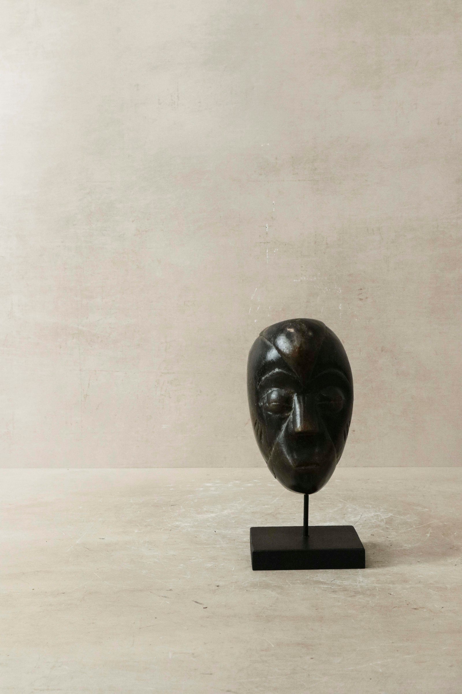 Hand carved African mask small - 60.03
