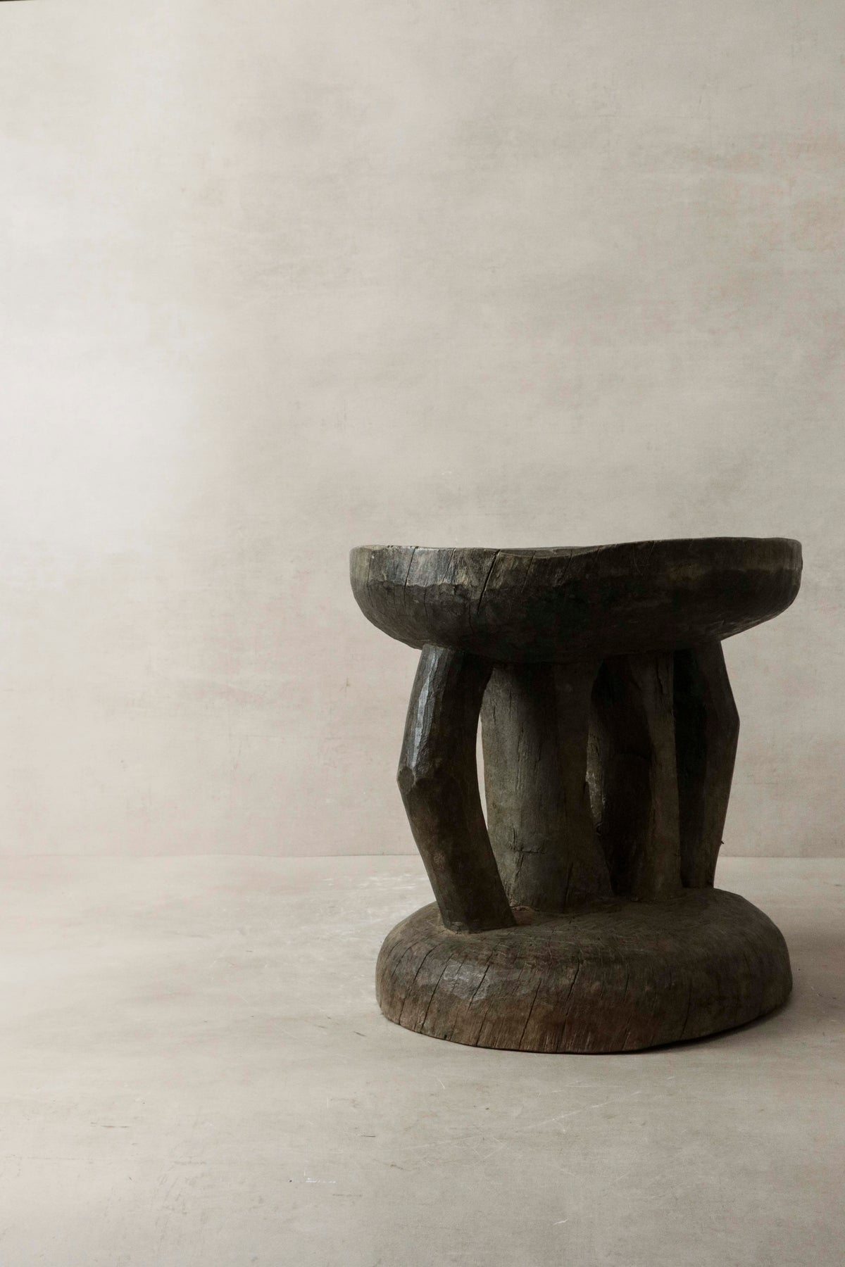 Tonga Stool - 37.9