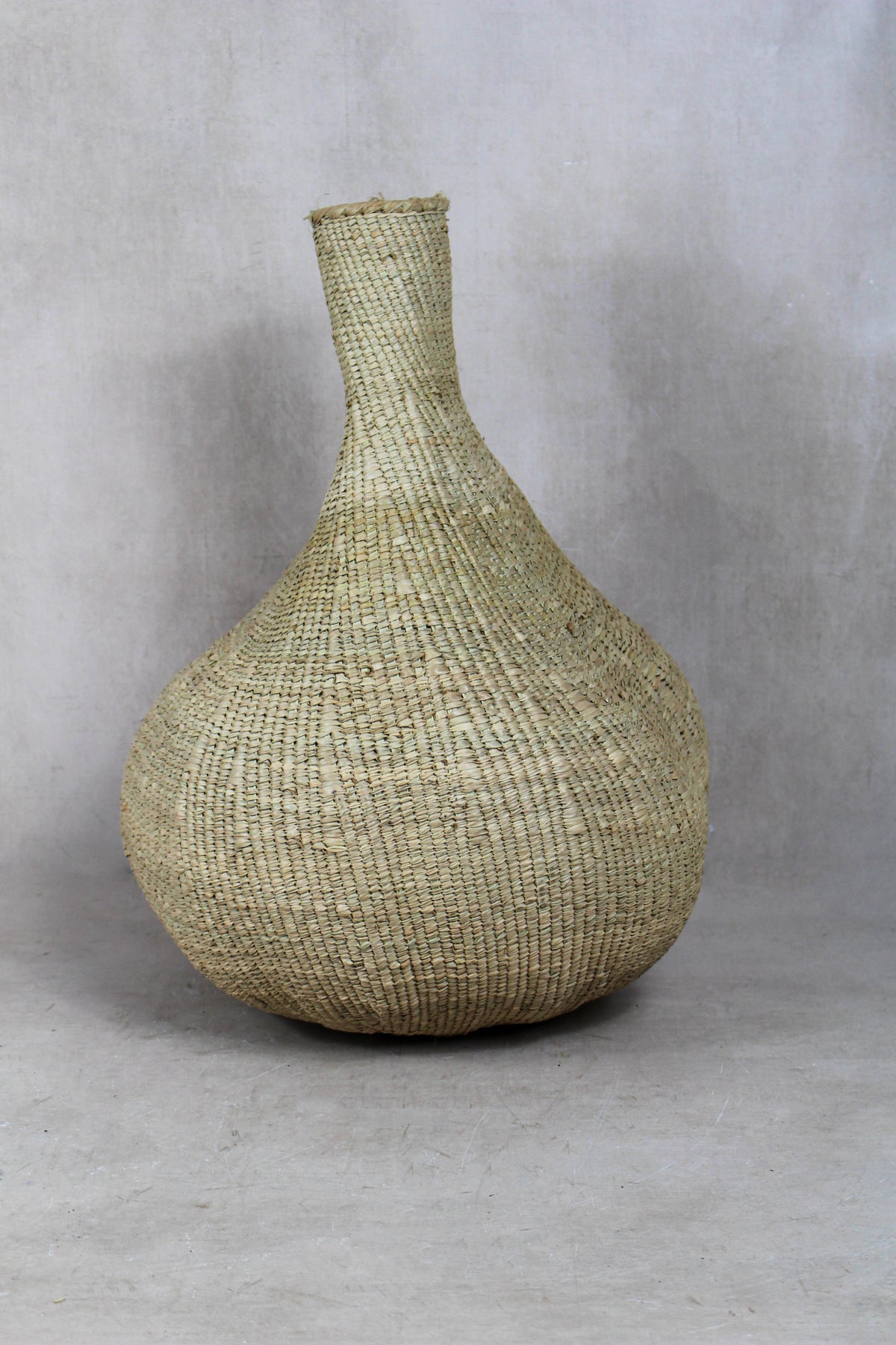 Garlic Gourd woven basket - Zimbabwe - 18.11