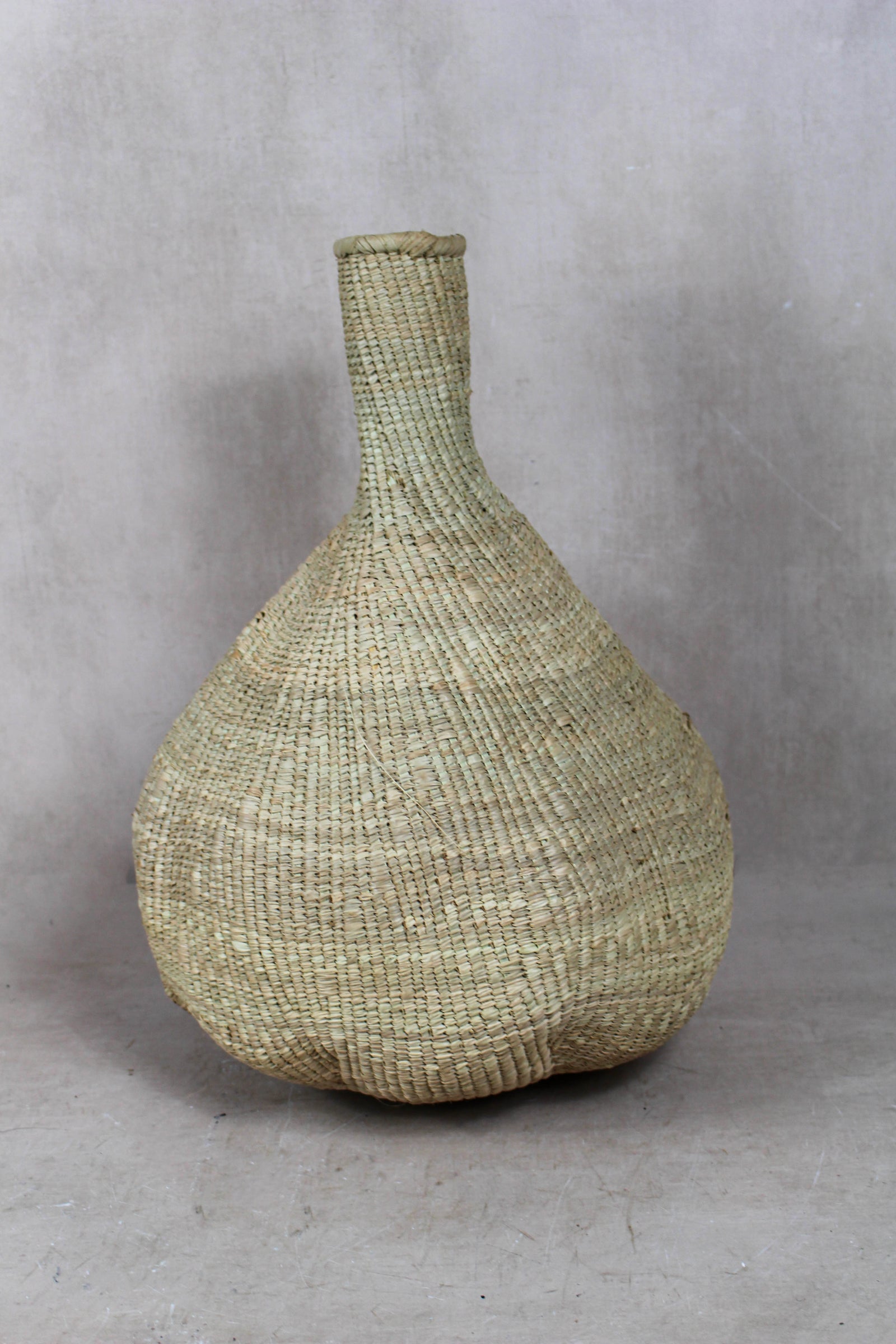 Garlic Gourd woven basket - Zimbabwe - 18.14