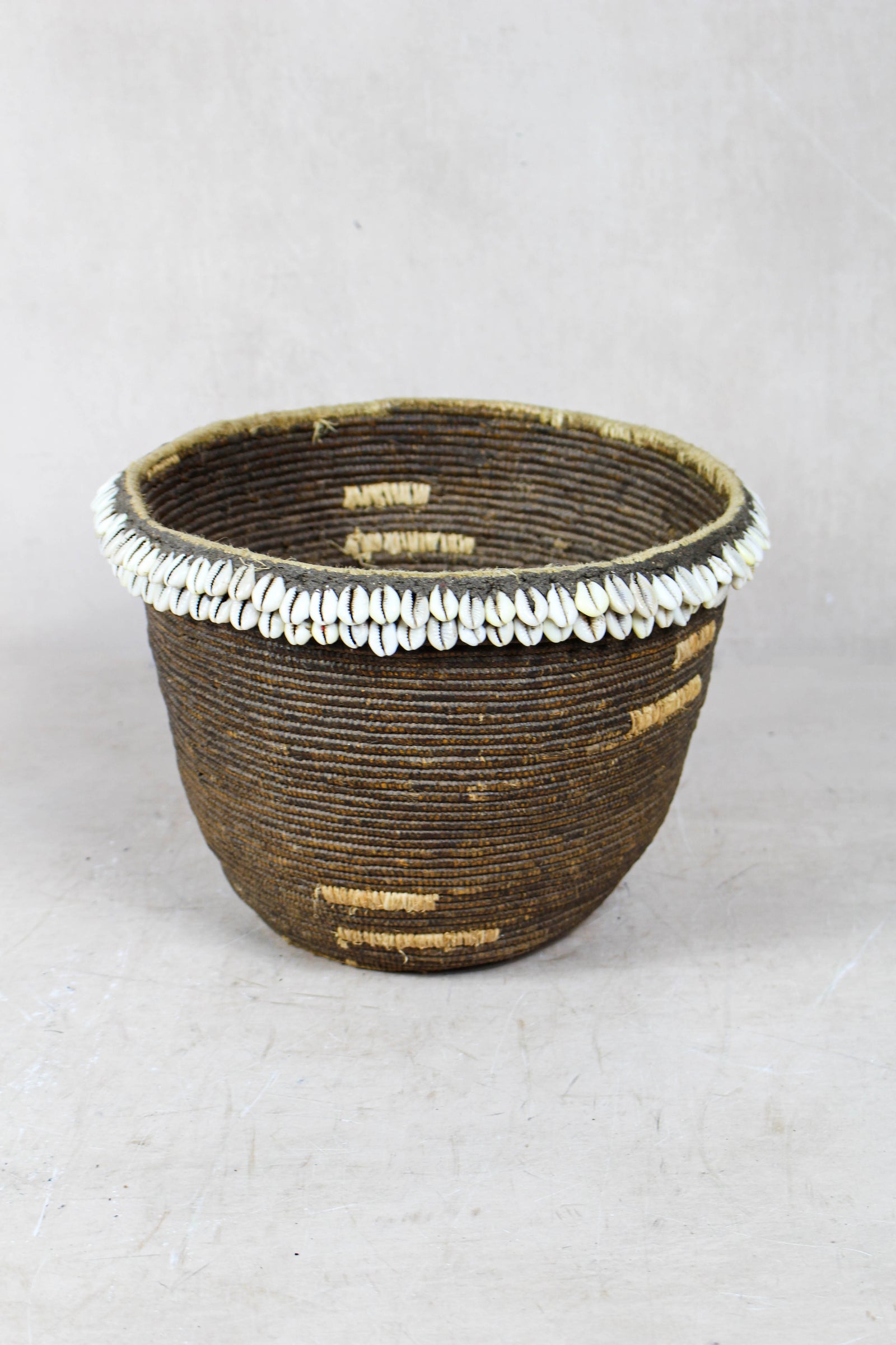 Vintage Tutsi Basket - Rwanda - with Cowrie shells - 106.8
