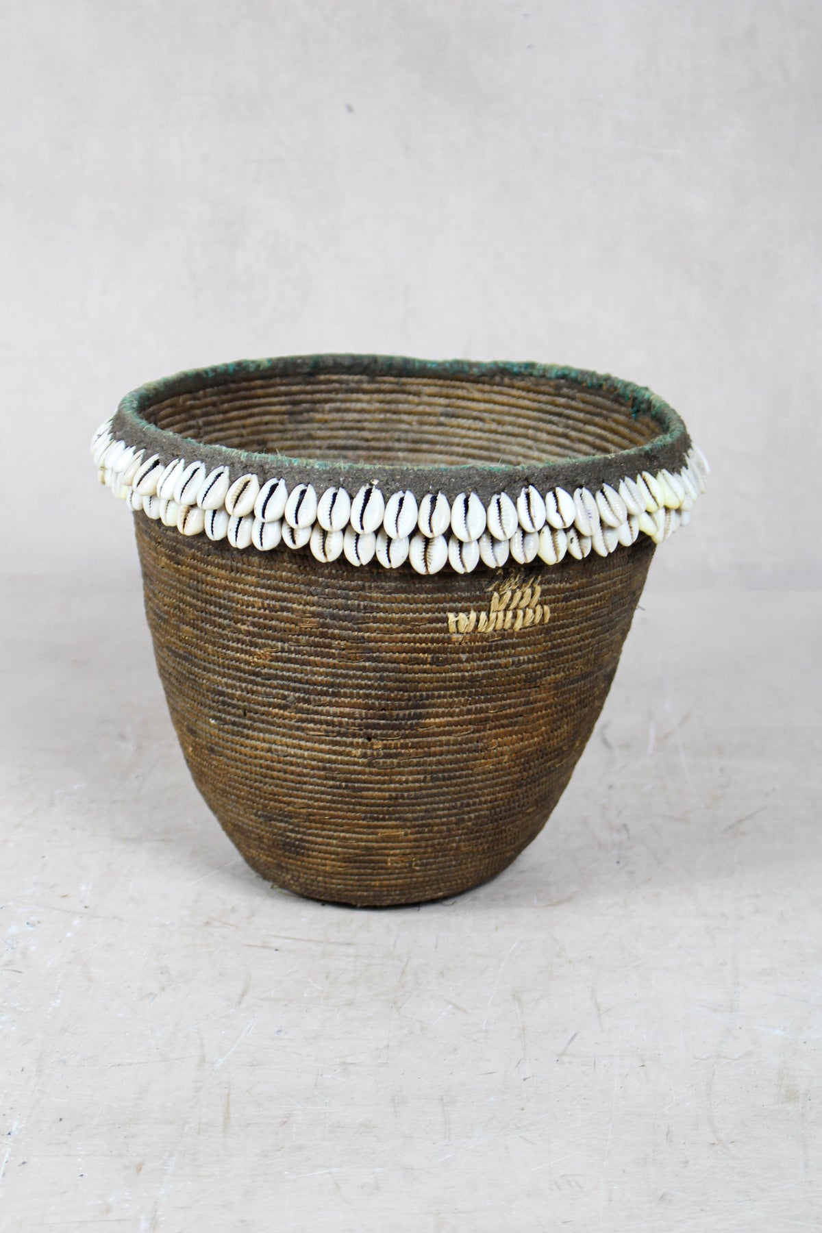 Vintage Tutsi Basket - Rwanda - with Cowrie shells - 106.10