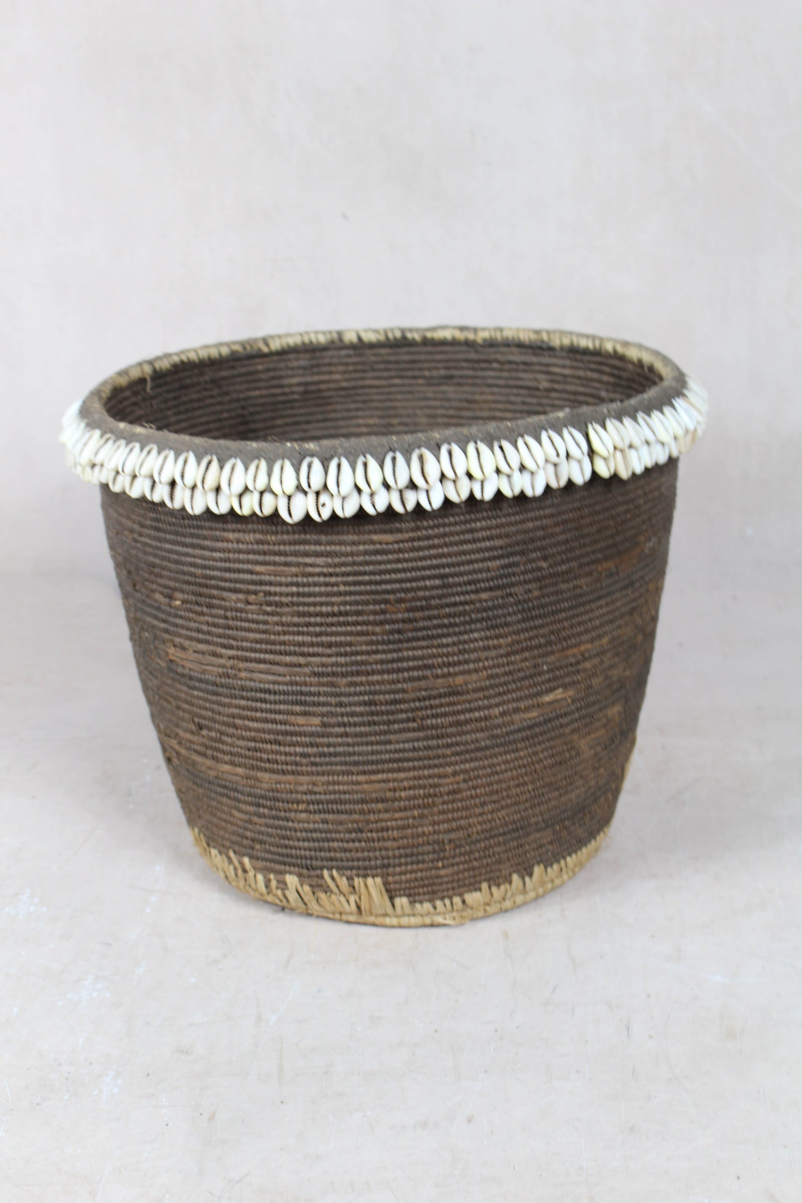 Vintage Tutsi Basket - Rwanda - with Cowrie shells - 106.14