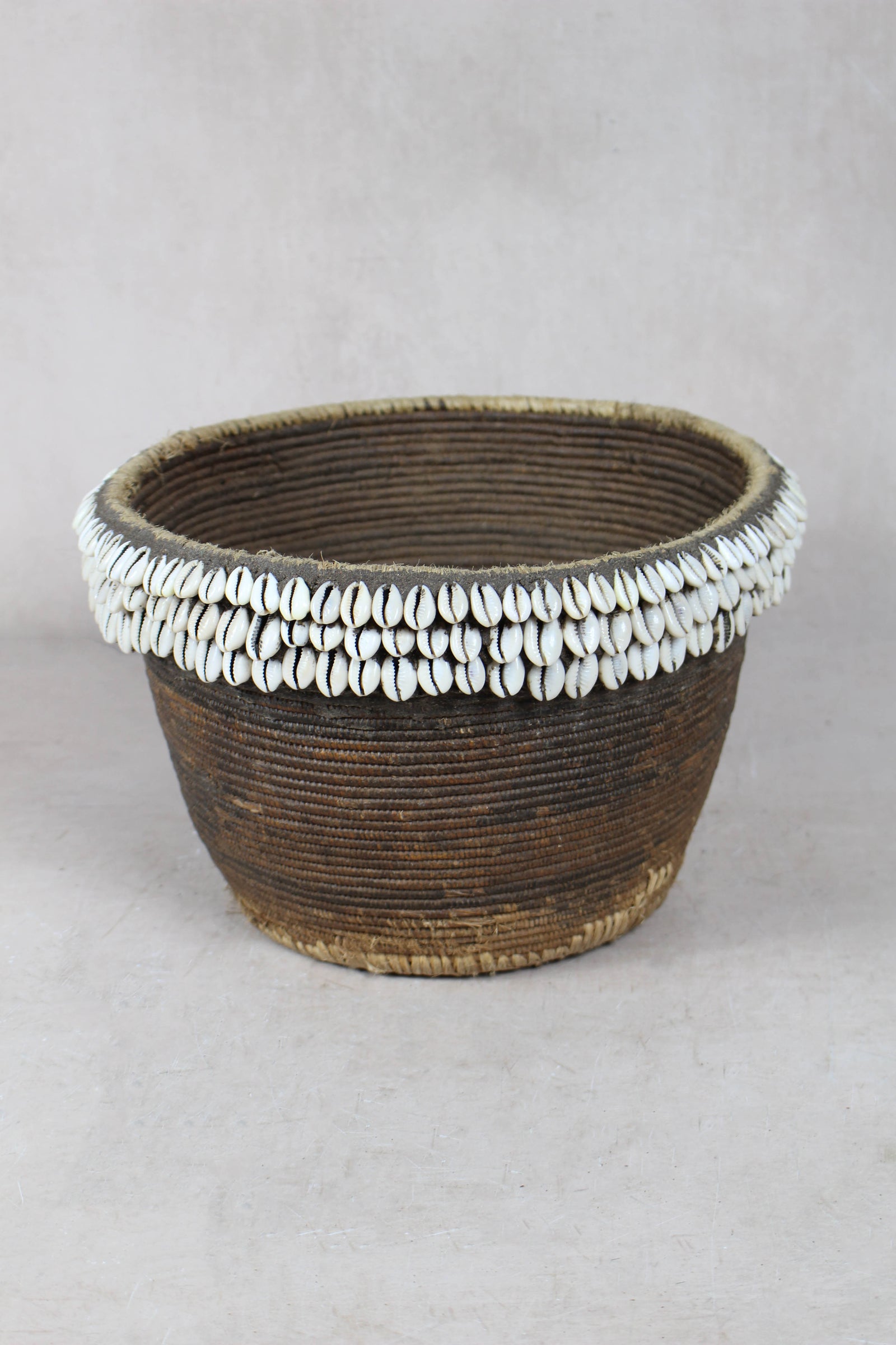 Vintage Tutsi Basket - Rwanda - with Cowrie shells - 106.15