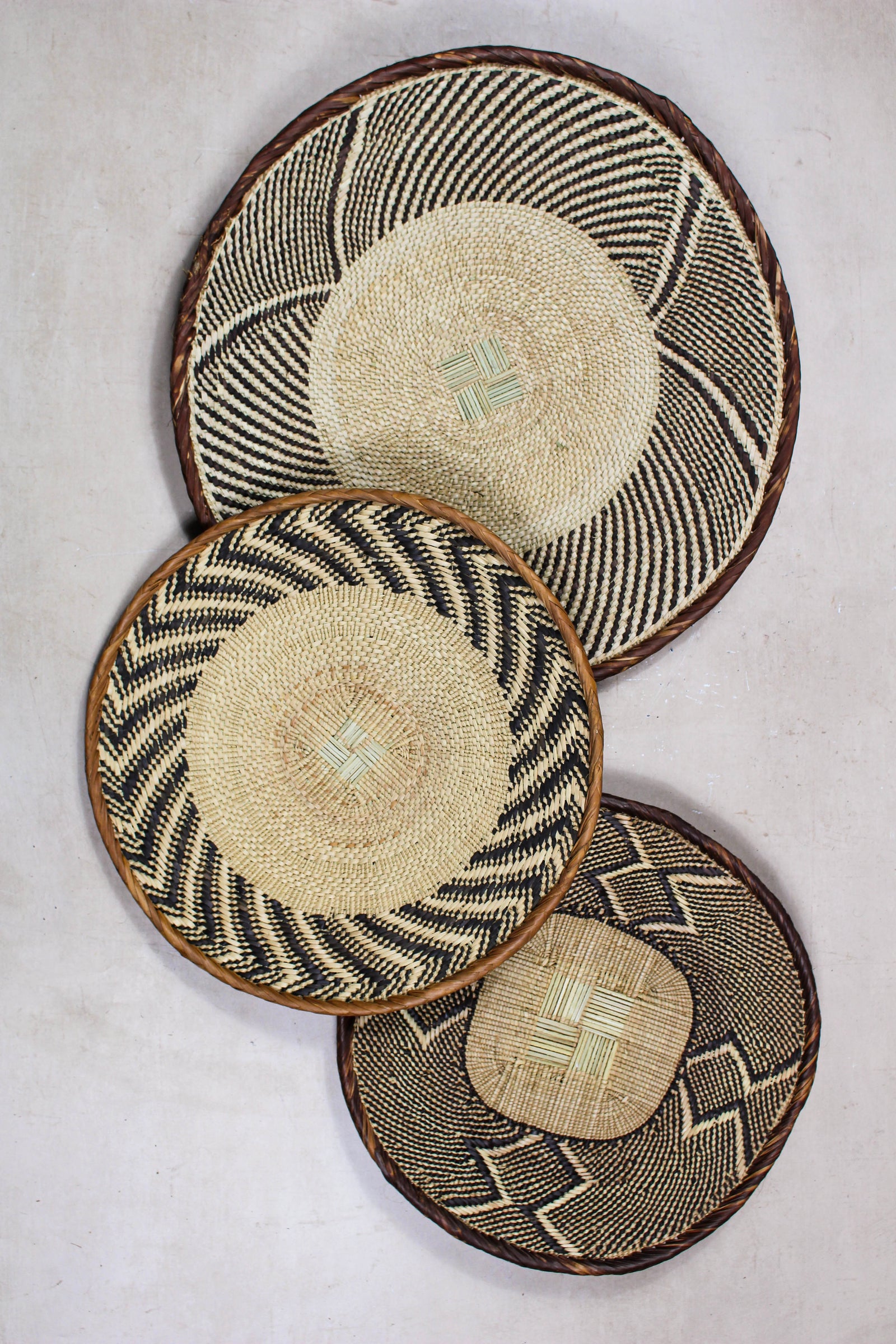 Set of handwoven Tonga baskets in Ilala palm, Zimbabwe (No 27)