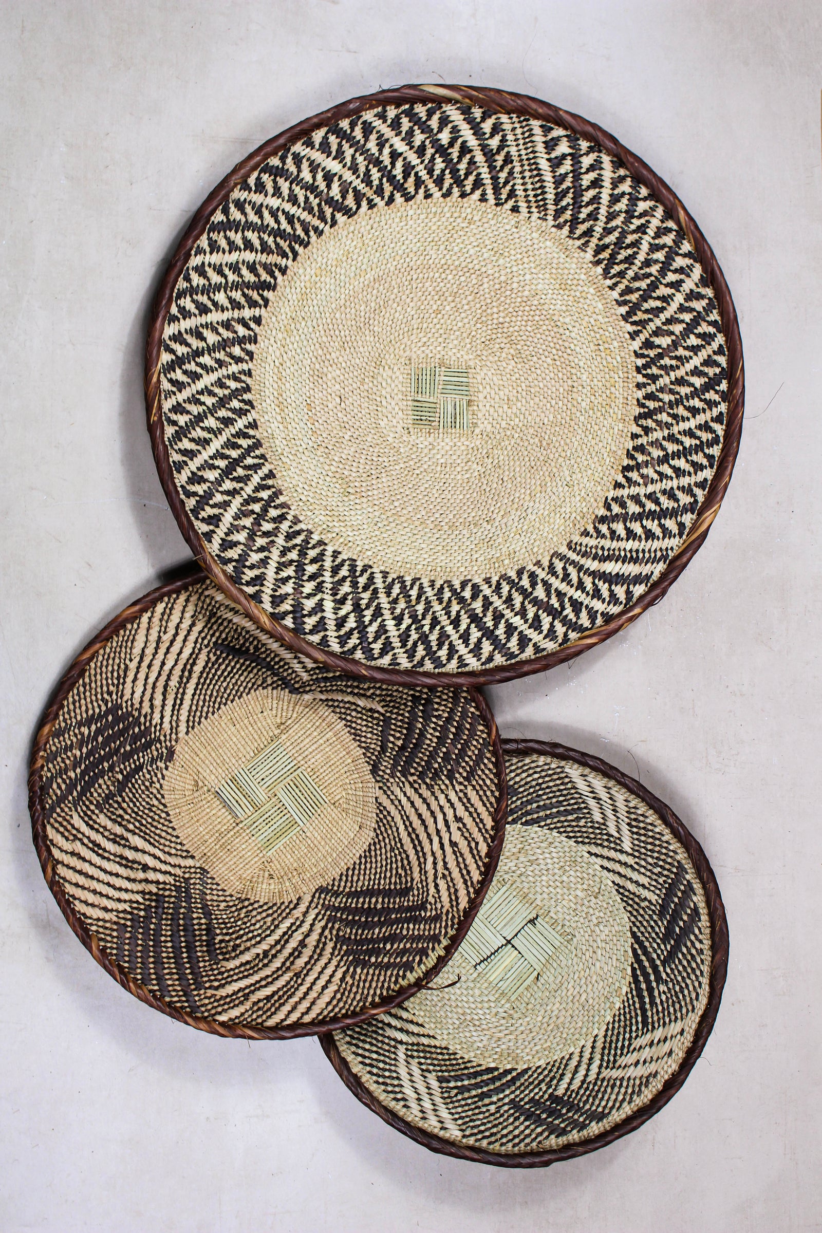 Set of handwoven Tonga baskets in Ilala palm, Zimbabwe (No 30)