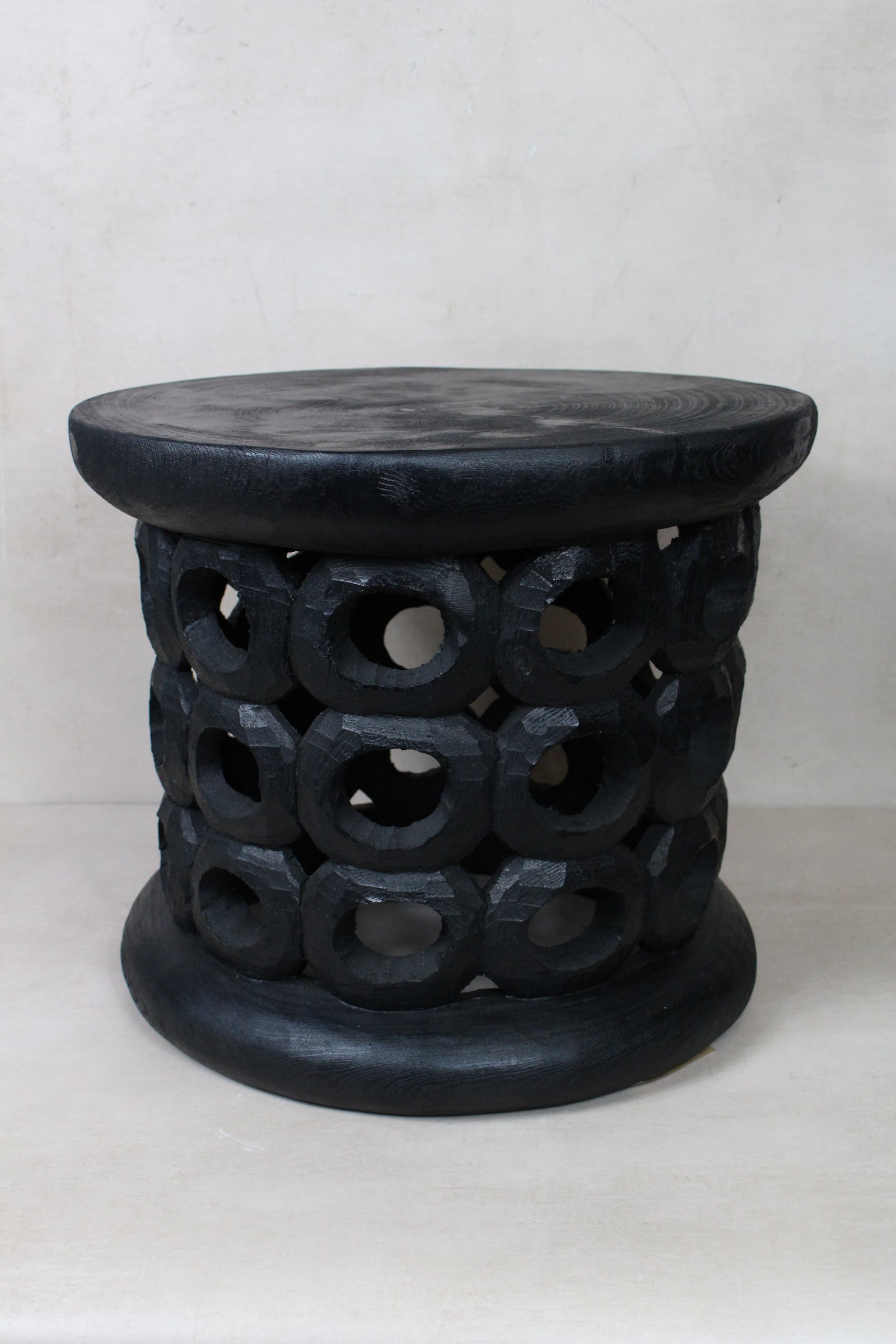 Donut Bamileke Table - Black - 137.4
