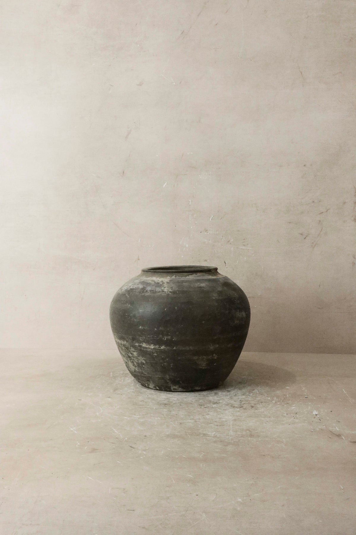 Vintage Dark Pot n° 40