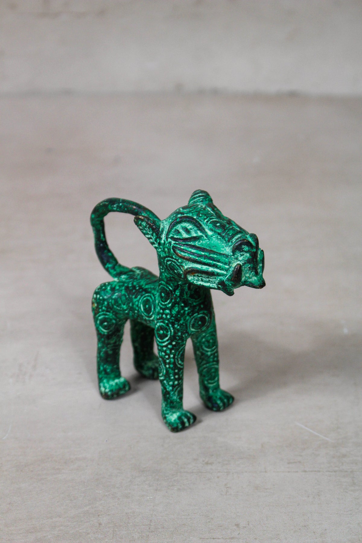 Benin Leopard sculpture - Bronze 56.20