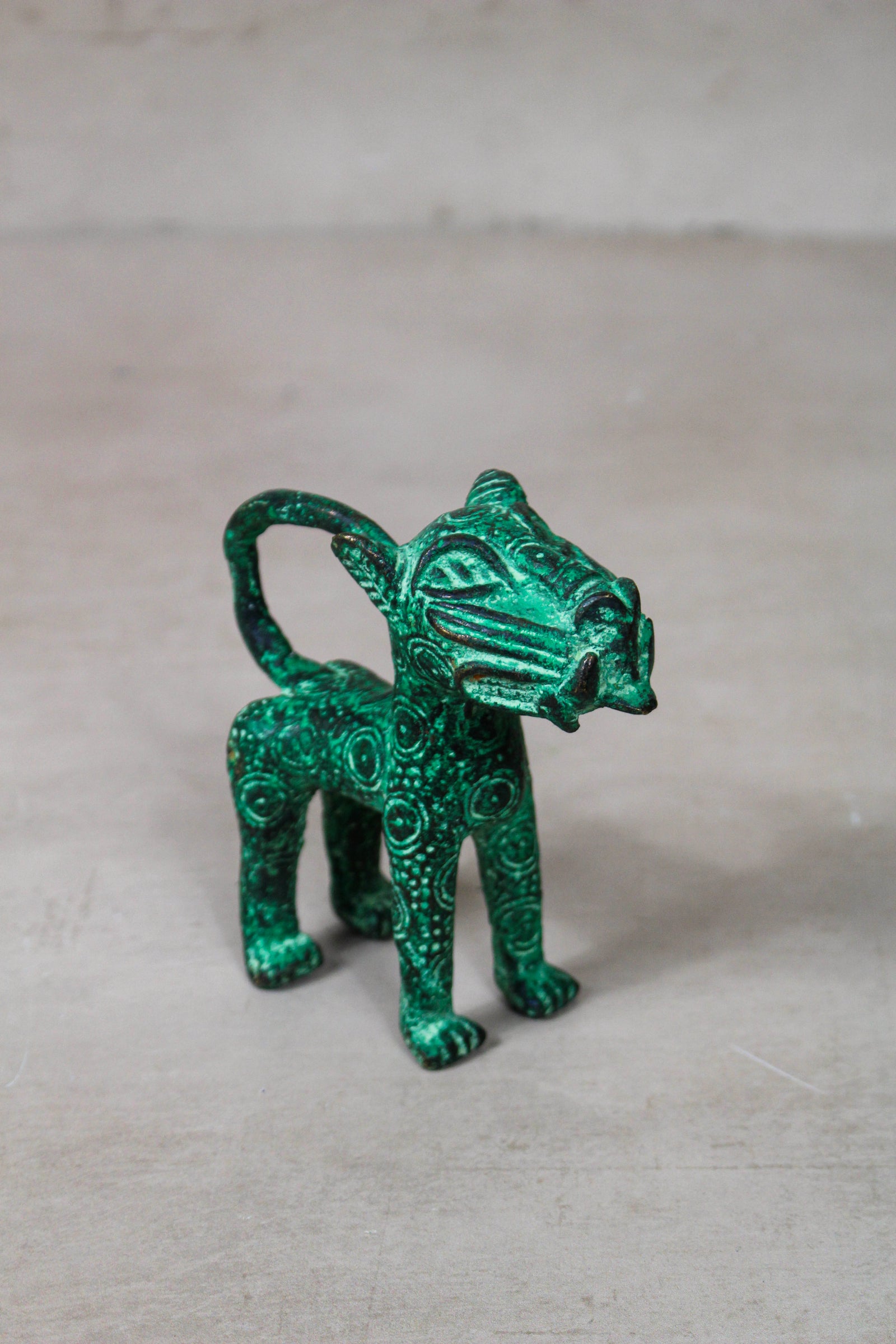 Benin Leopard sculpture - Bronze 56.20