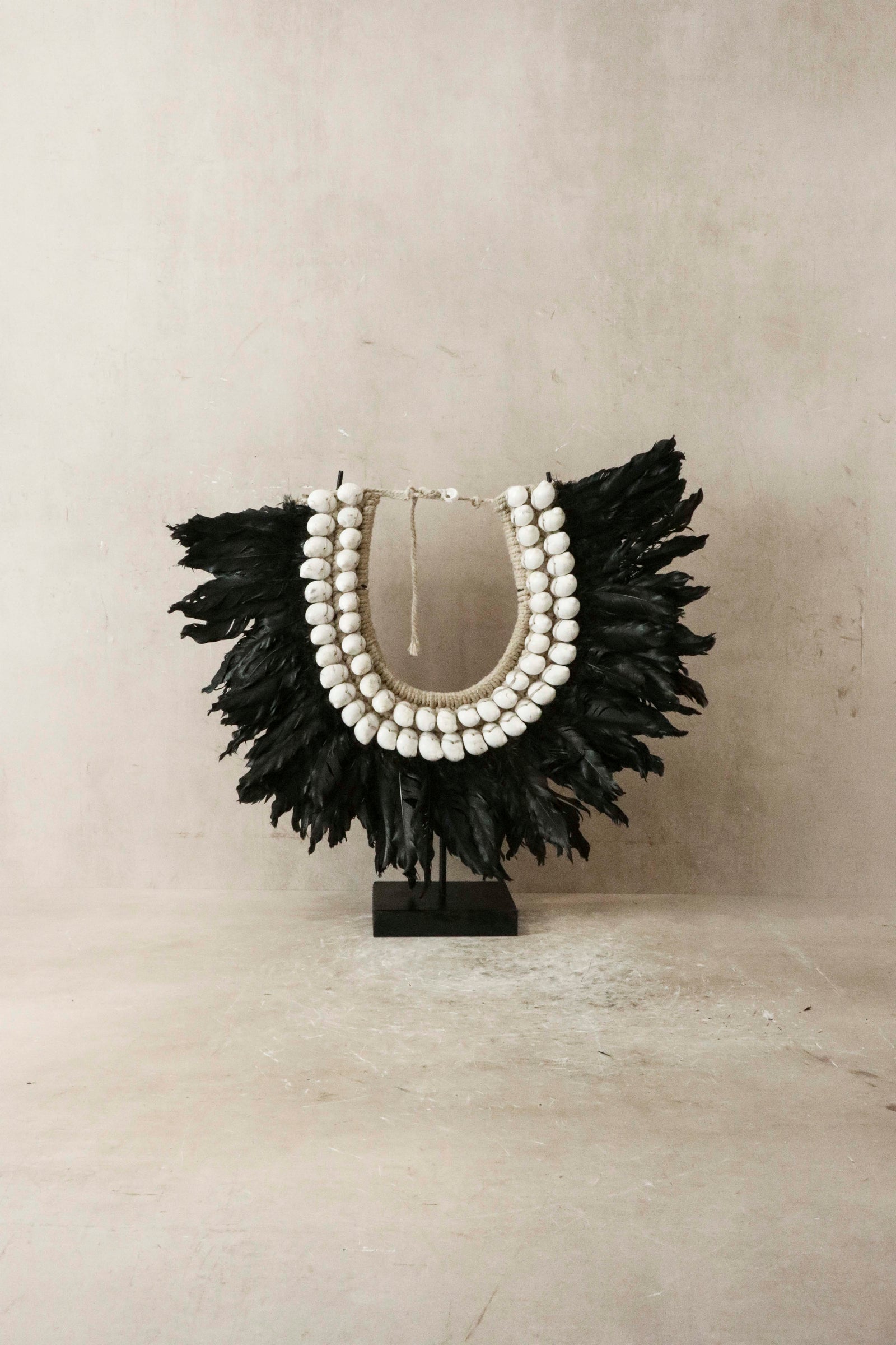 Handmade Feather & Shell necklace - 22.1