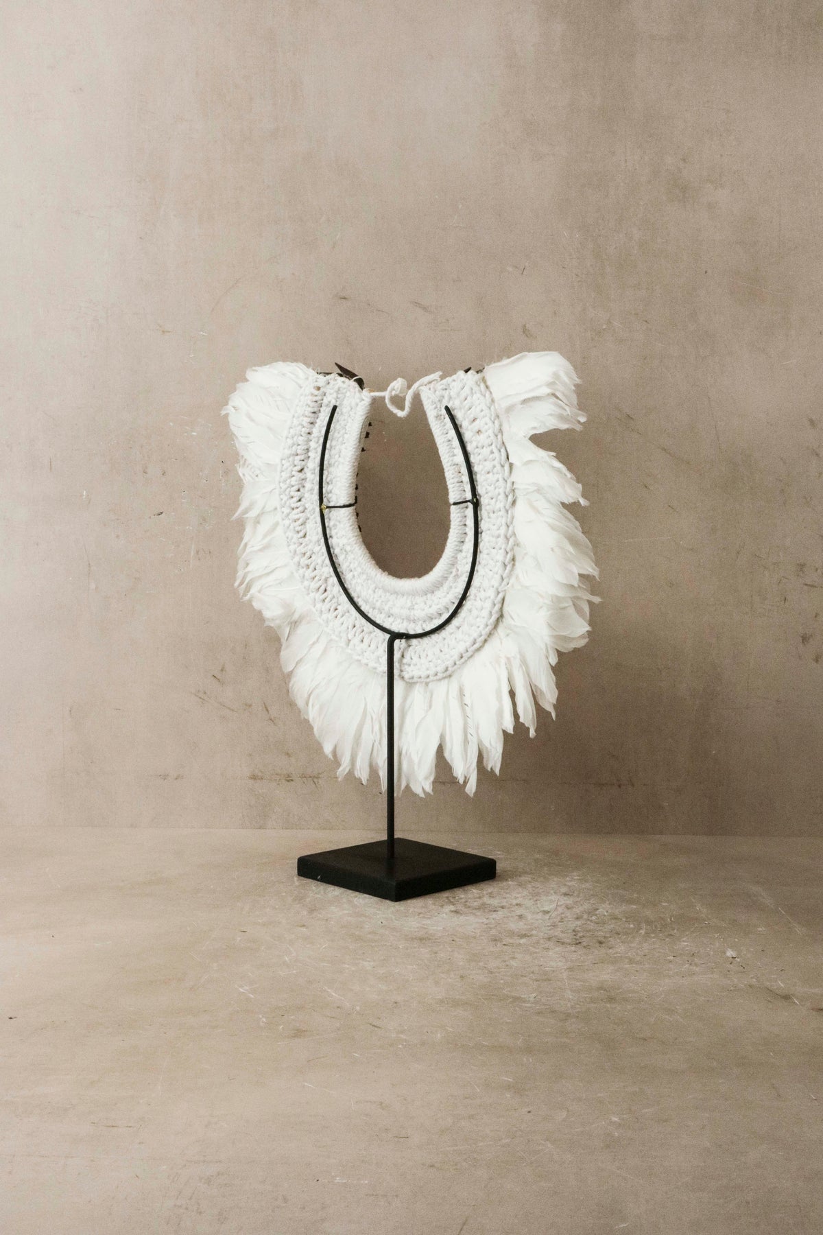 Handmade Feathers and Shell necklace - 22.3