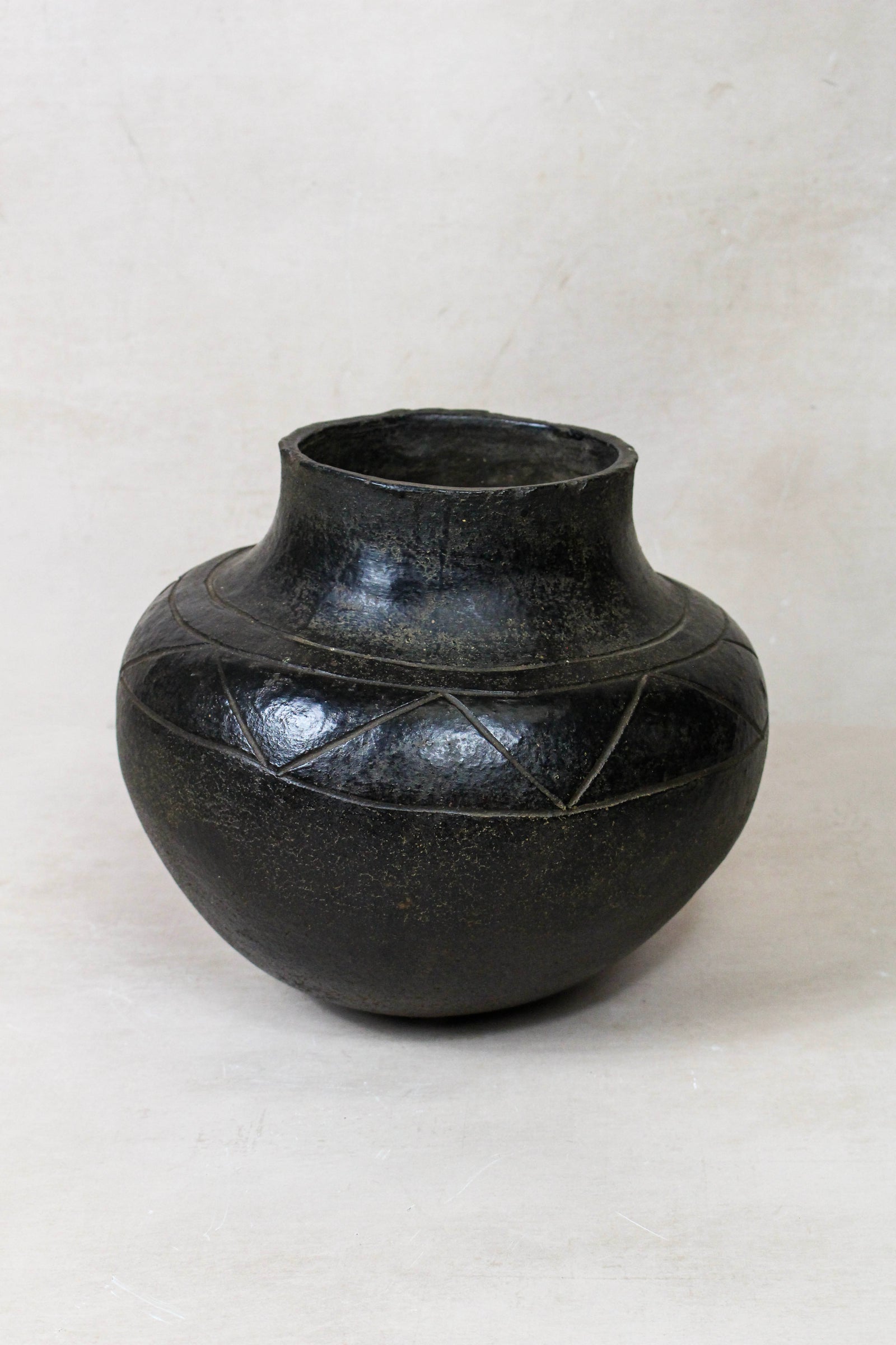 Vintage Shona Pot - Black - 222.1