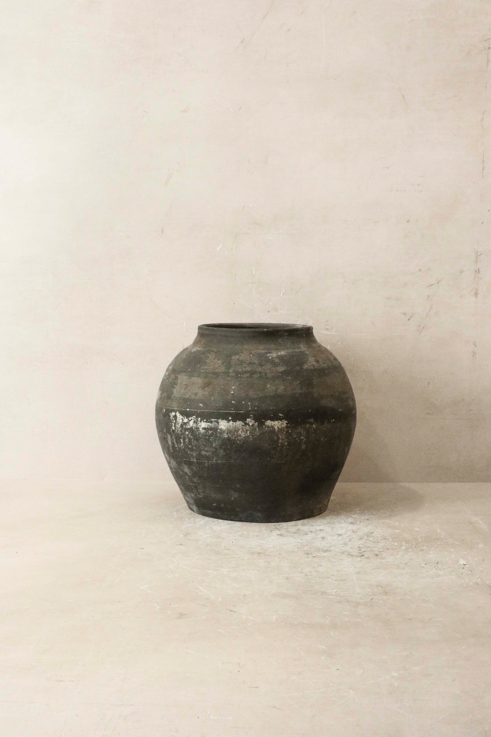 Vintage Dark Pot n° 47