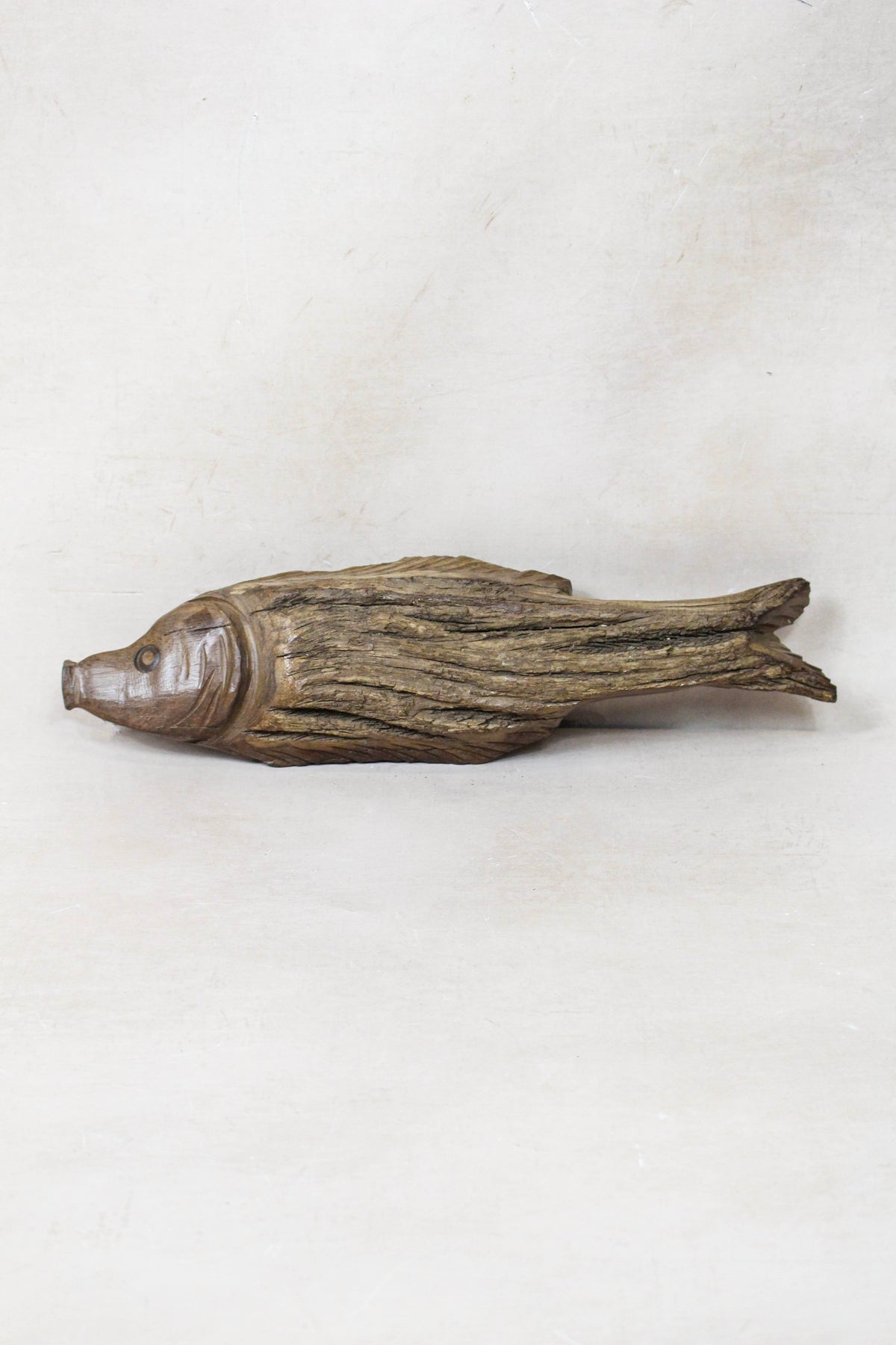 Hand-carved driftwood fish wall sculpture in weathered wood (116.14)