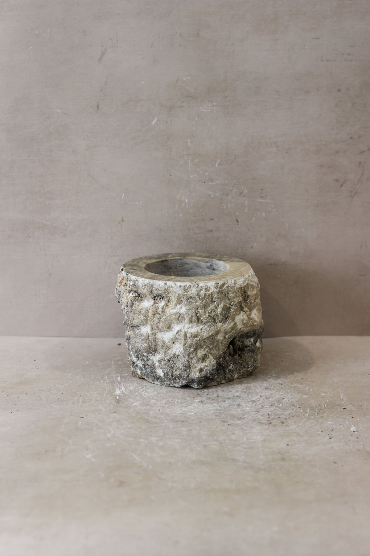 Rough Cut Onyx Candleholder XL 14.2