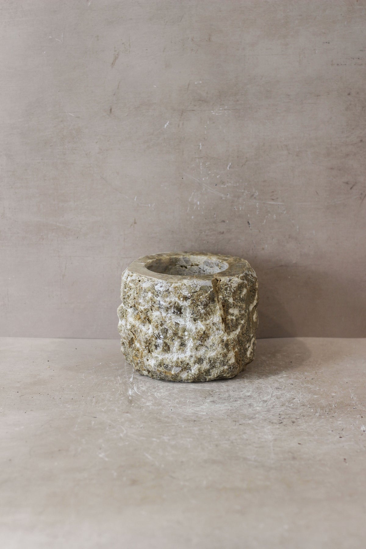 Rough Cut Onyx Candleholder XL 14.3