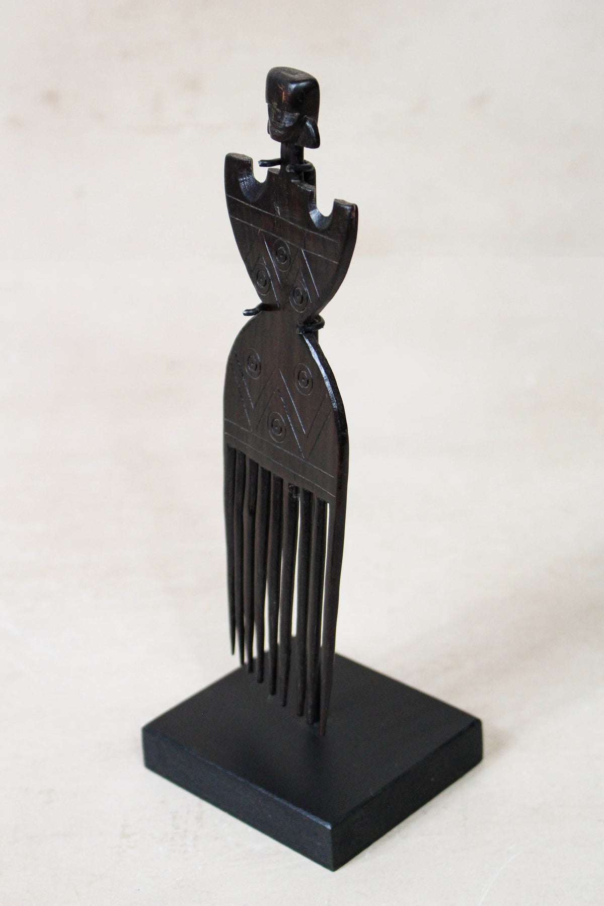 West African Carved Comb 240.2