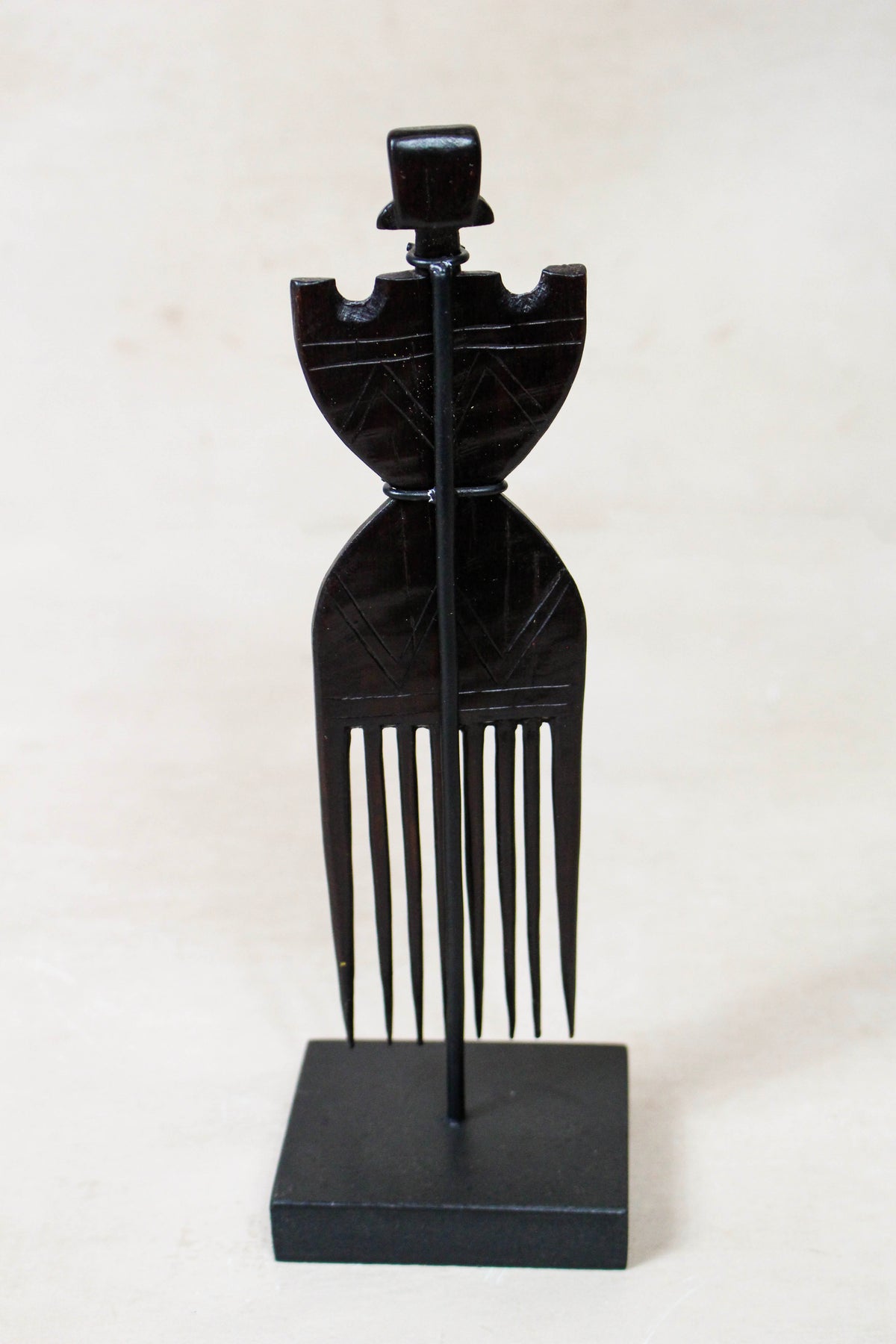 West African Carved Comb 240.3