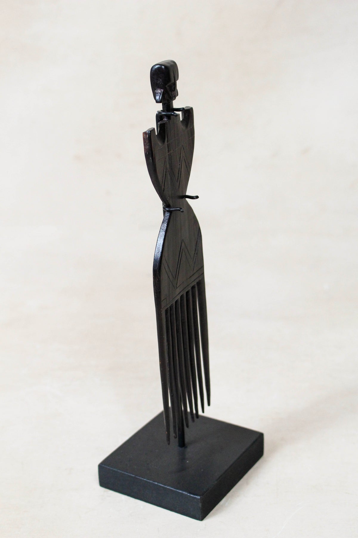 West African Carved Comb 240.3