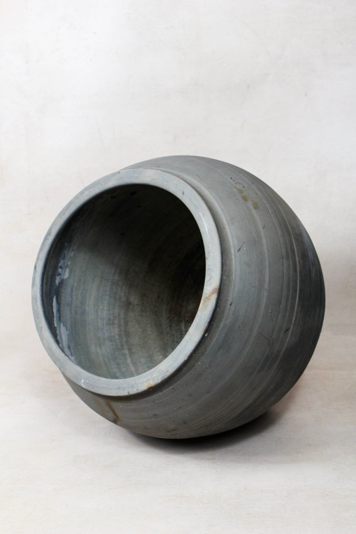 Vintage Grey Pot - 83