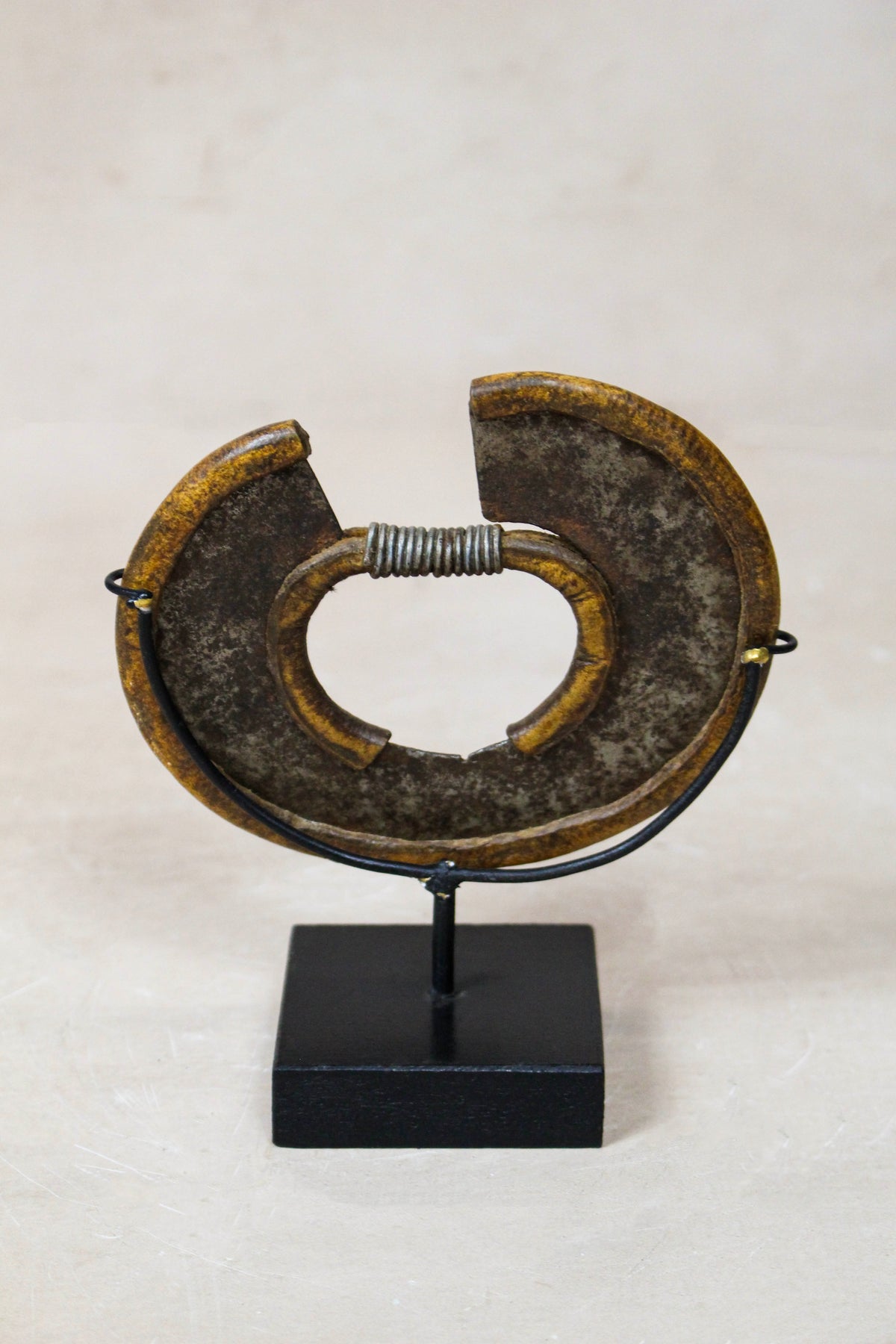 Antique East African "Ararait" Wrist Knife 119.2