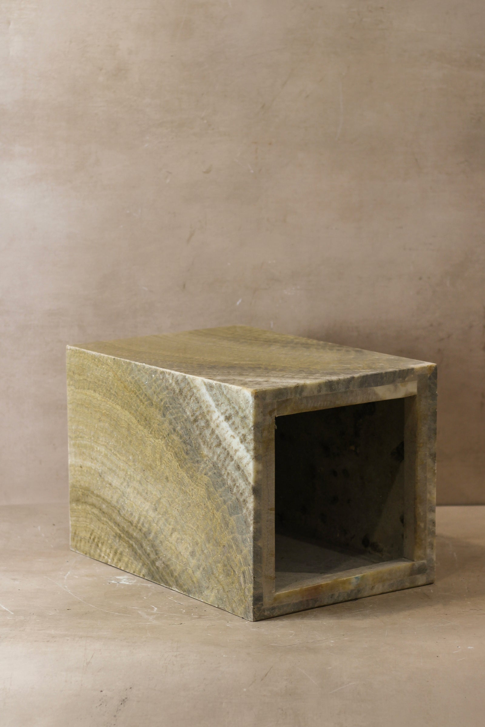 Onyx Side Table Pedestal - Hollow - No 8